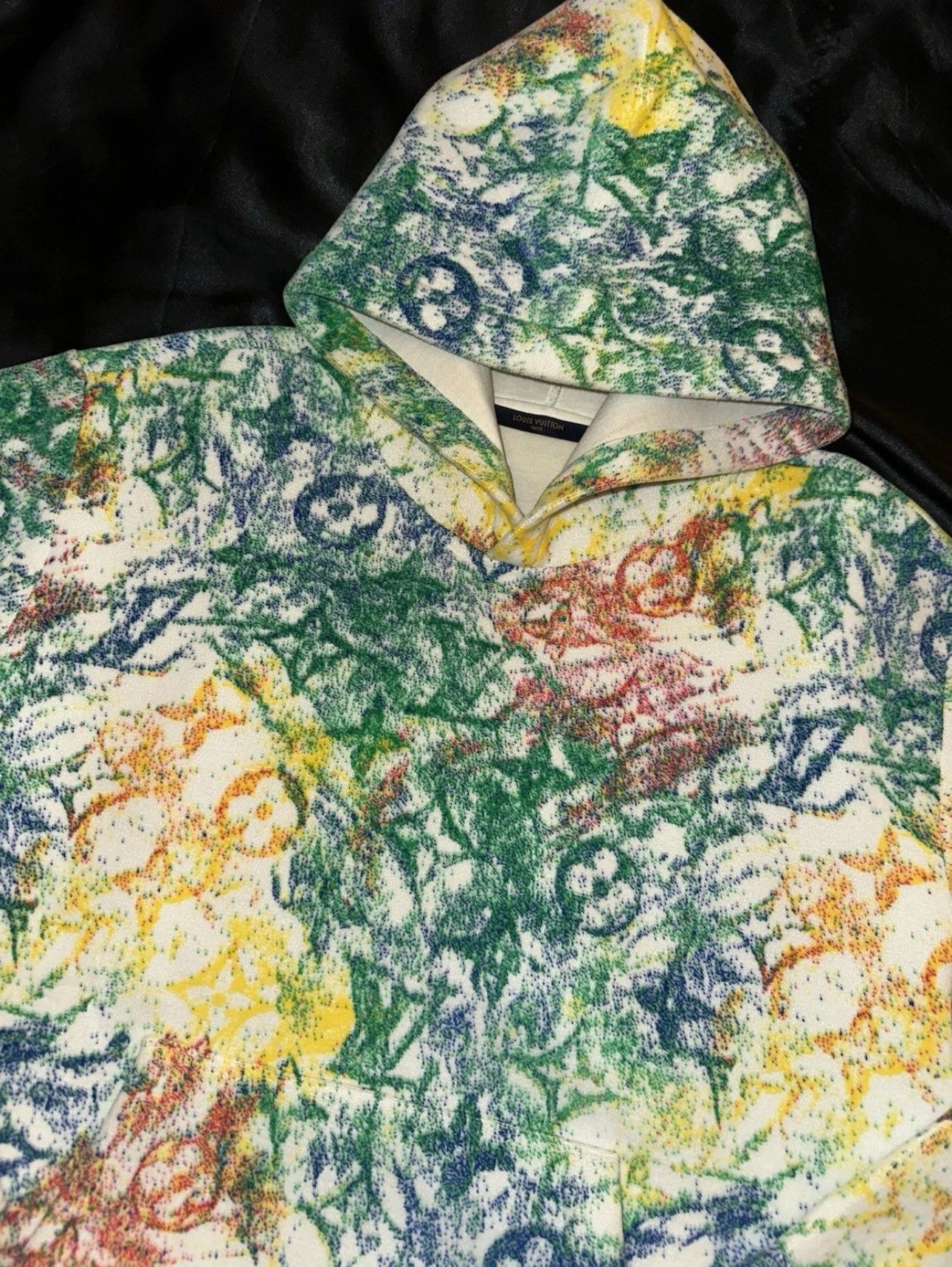 Louis Vuitton Louis Vuitton Velvet Pastel Monogram Jacquard Hoodie Large - Size US L / EU 52-54 / 3 - 2 Thumbnail