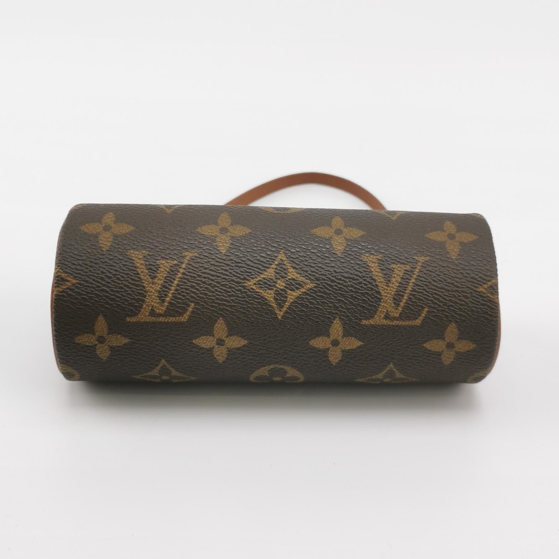 Louis Vuitton Louis Vuitton (LV) Papillon Mini Cowhide Monogram Printed D Size ONE SIZE - 3 Thumbnail