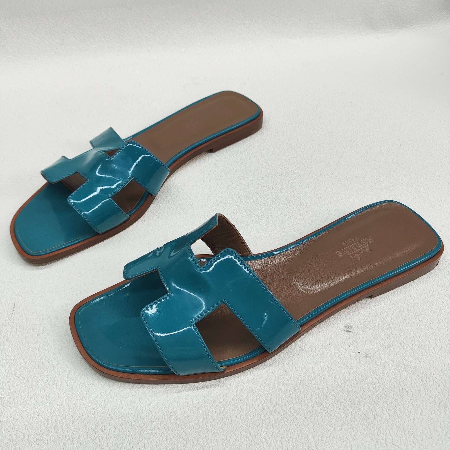Hermes Hermes Patent Multi Sandals us_7-5 Women Size US 7.5 / IT 37.5 - 1 Thumbnail