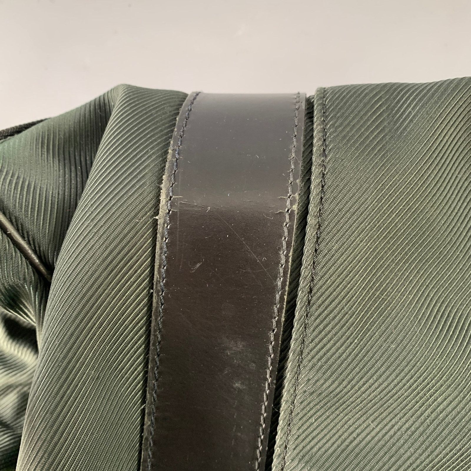Louis Vuitton Taiga Portable Gibeciere Ardoise Two Tone Nylon Leather Size ONE SIZE - 14 Thumbnail