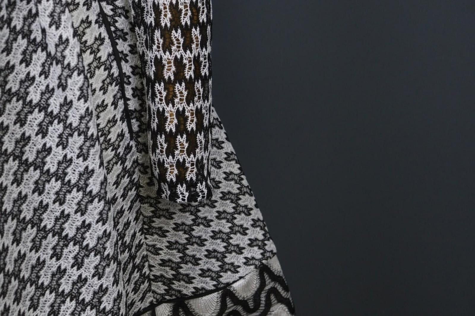 Other Maje Multi Geometric Back Zip Fit & Flare Dress Size 3 Size M / US 6-8 / IT 42-44 - 4 Thumbnail