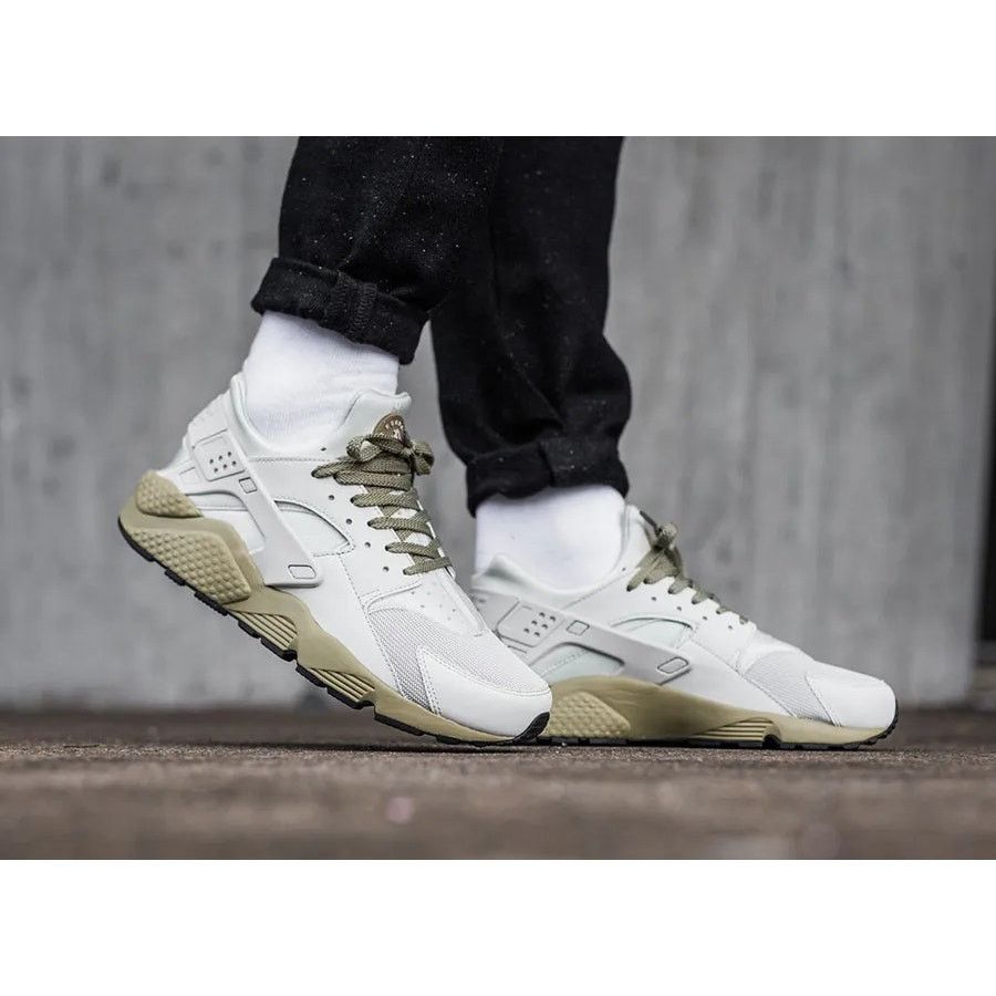 Nike Nike Air Huarache Running Sneakers Light Bone/Olive US 8 Size US 8 / EU 41 - 2 Thumbnail