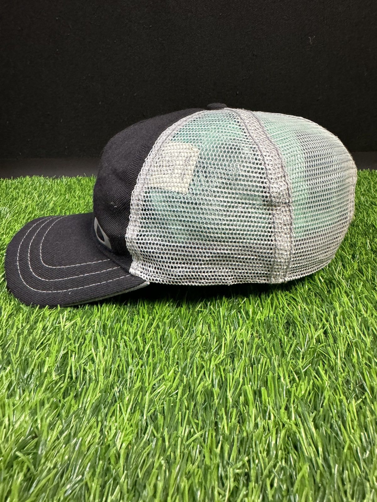 Oakley × Vintage vintage 90’ OAKLEY trucker cap Size ONE SIZE - 2 Thumbnail