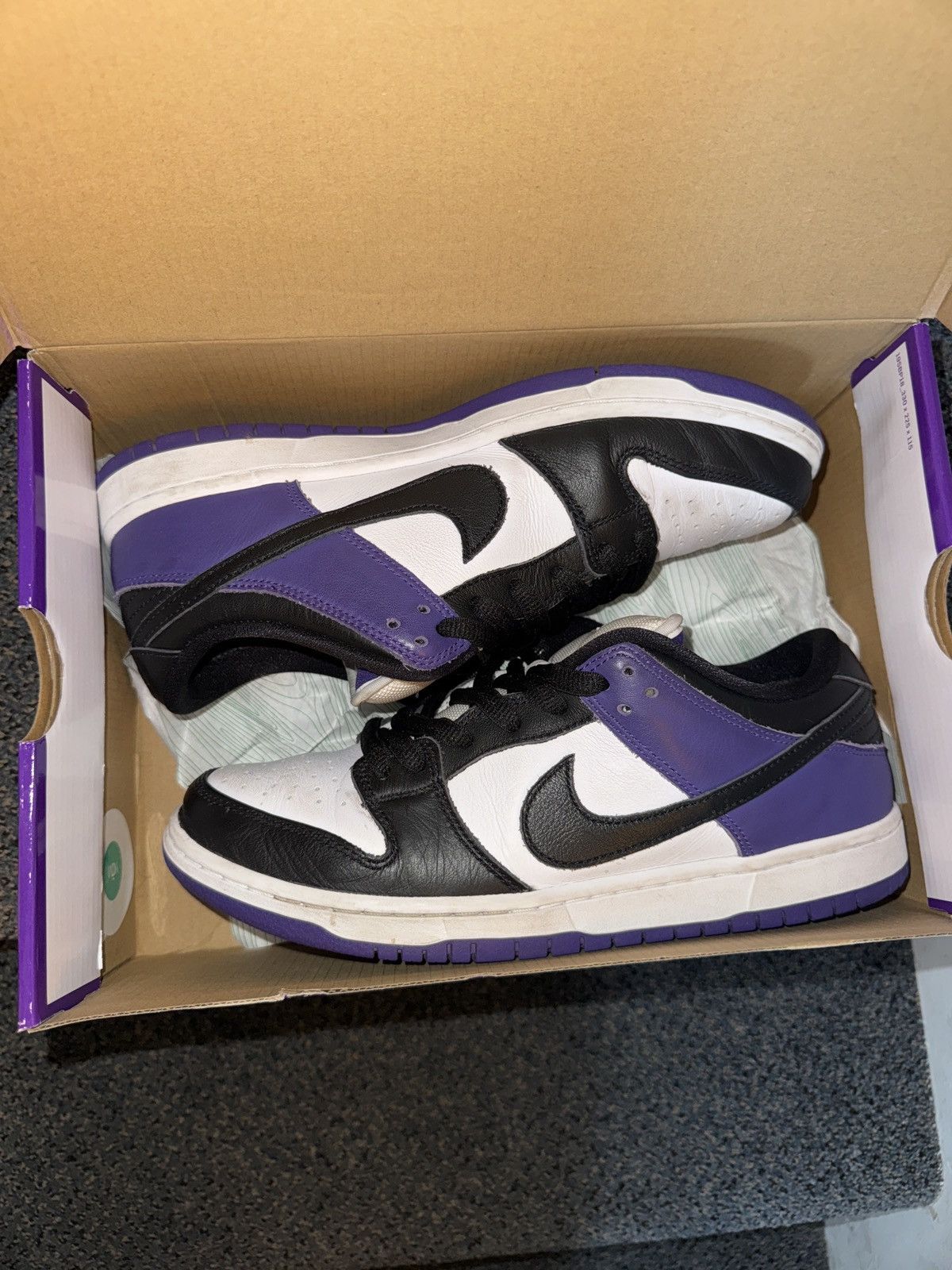 Nike SB Nike SB dunk low pro Size US 10 / EU 43 - 3 Thumbnail