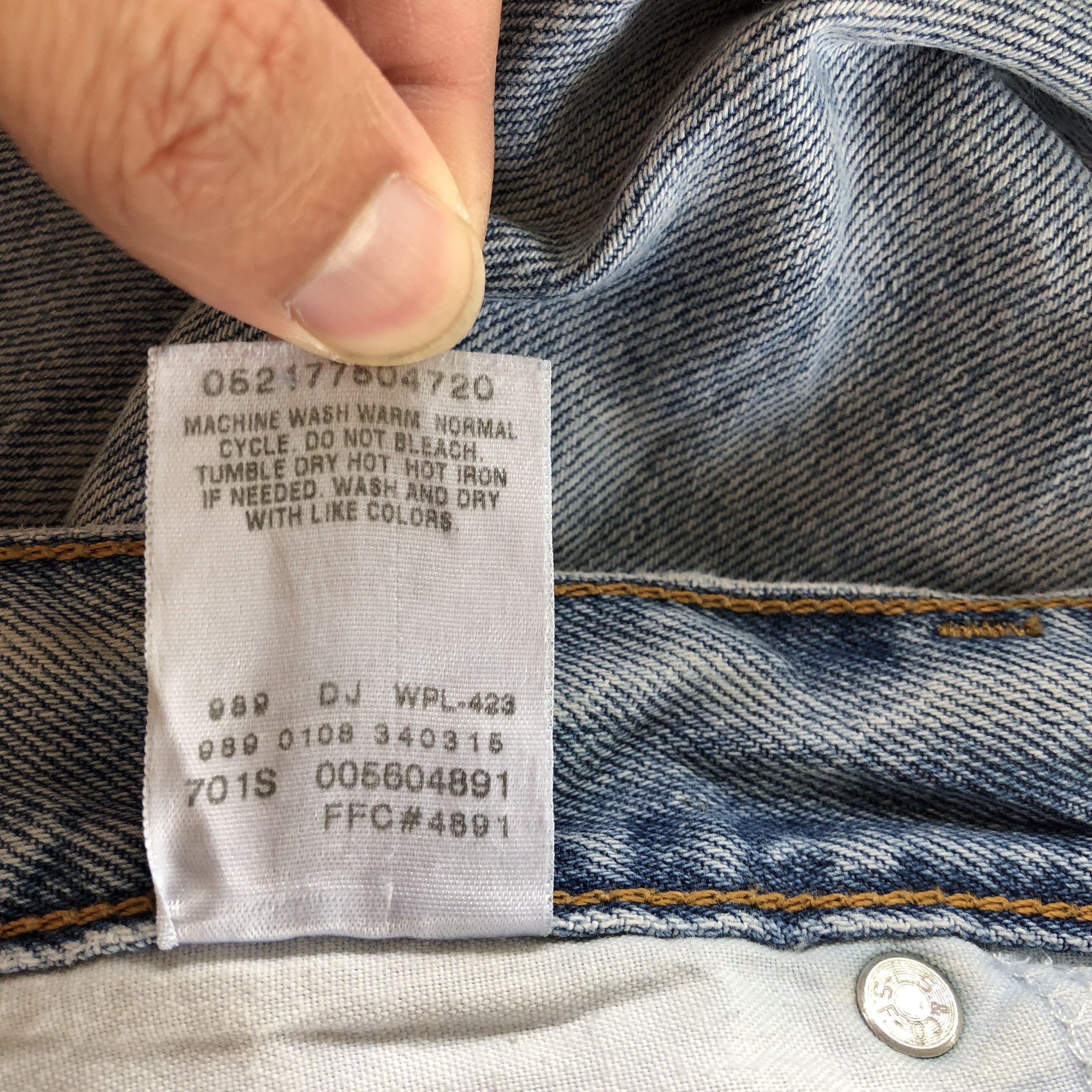 Levi's Vintage Levis Sun Faded Jeans Levi's Baggy Light Wash Denim Size US 34 / EU 50 - 11 Thumbnail