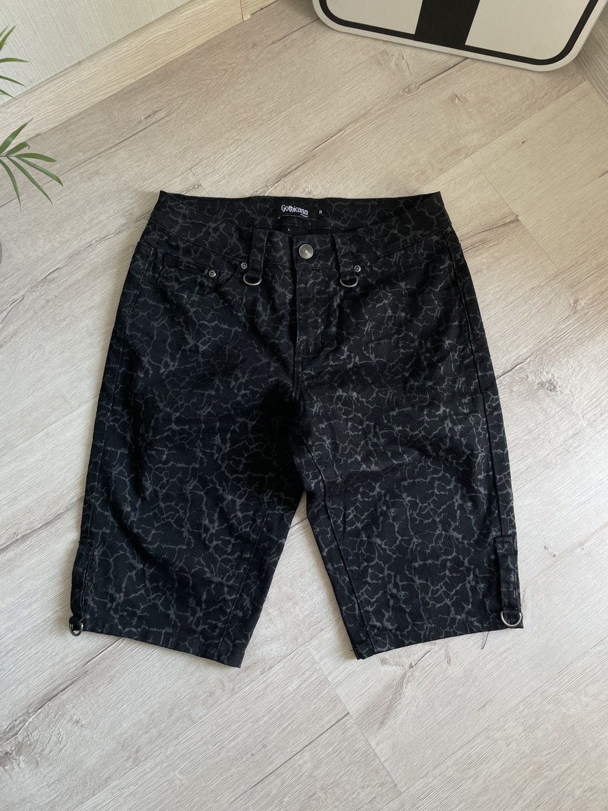 Seditionaries Rare Gothicana Punk Shorts Full print with zippers Abstract Size US 30 / EU 46 - 3 Thumbnail