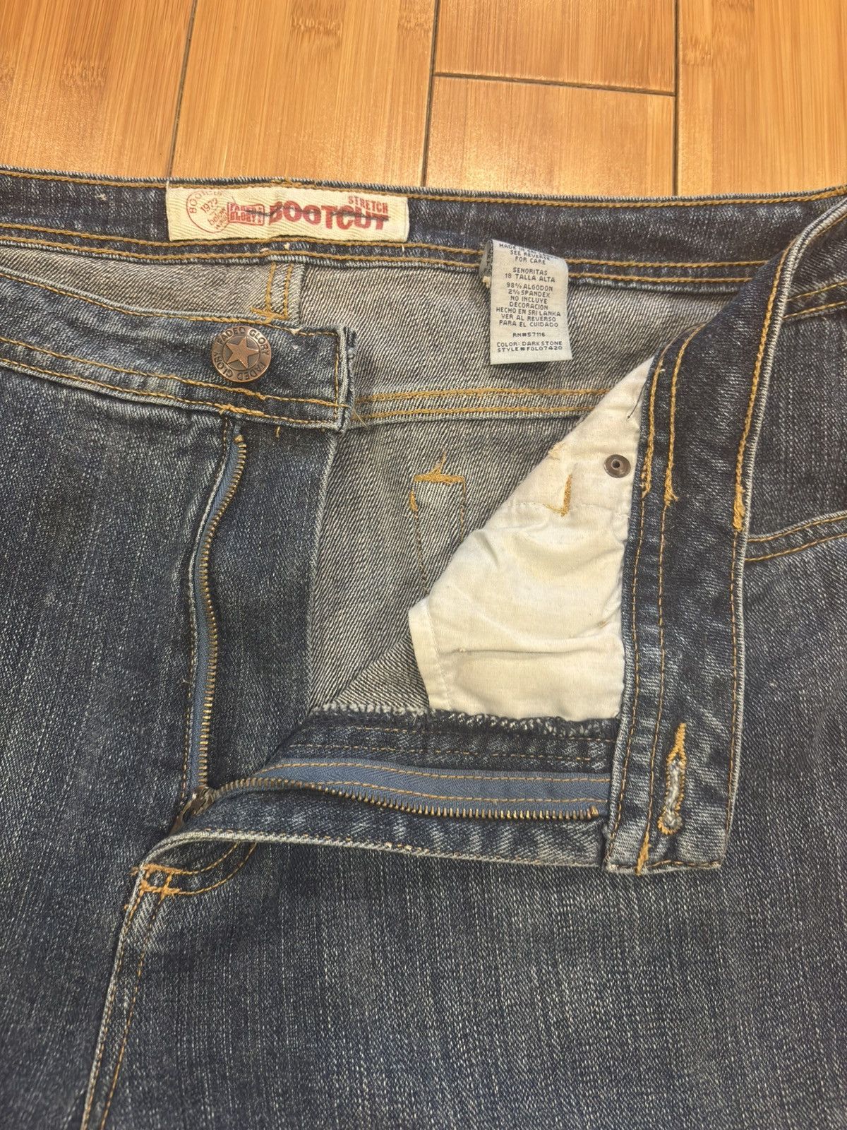 Faded Glory Women’s blue jeans.wp-277 Size 38" / US 16 / IT 52 - 6 Thumbnail