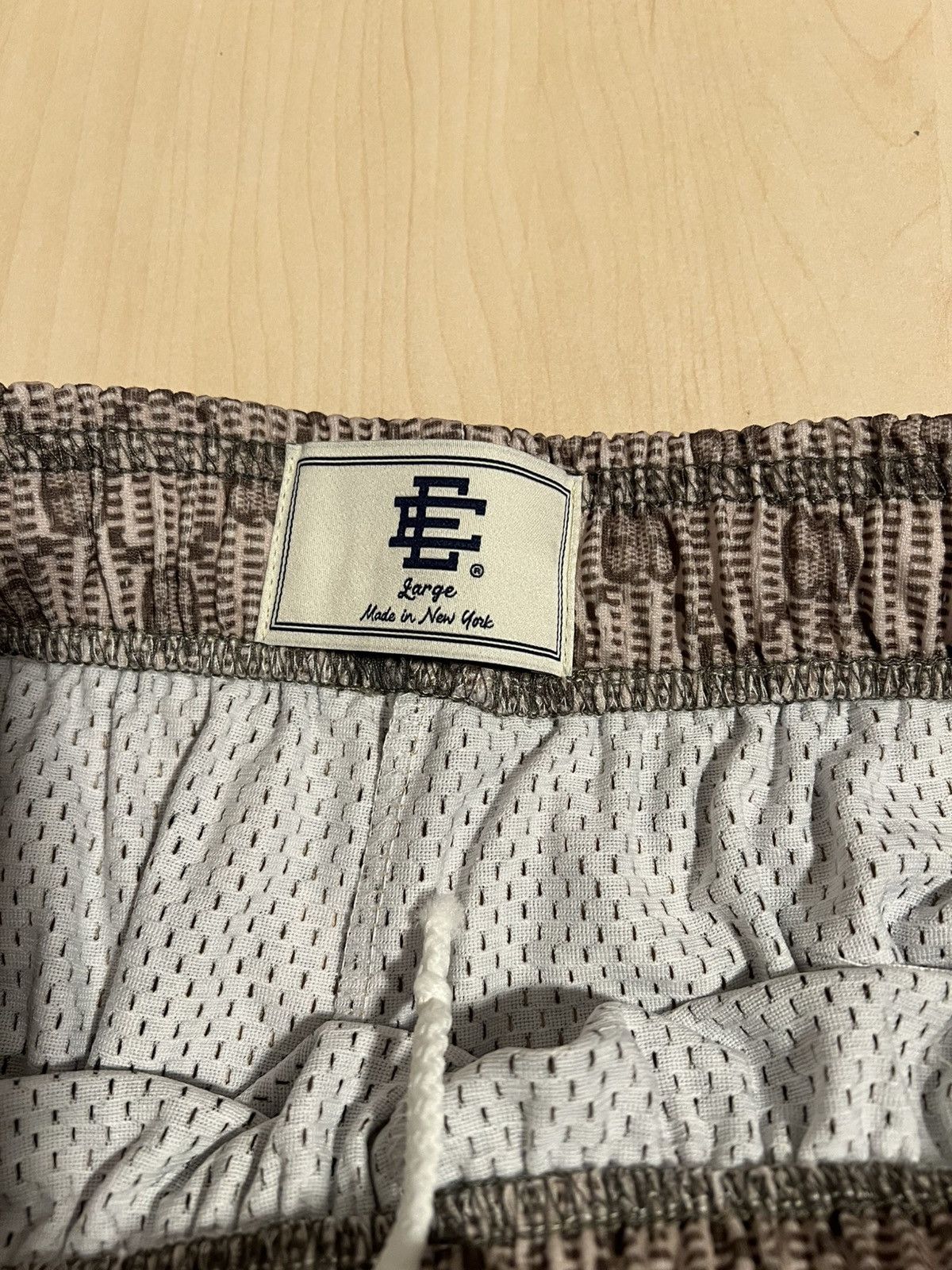 Eric Emanuel Eric Emanuel EE Print Gucci Basic Shorts Beige Black Large Size US 34 / EU 50 - 4 Thumbnail