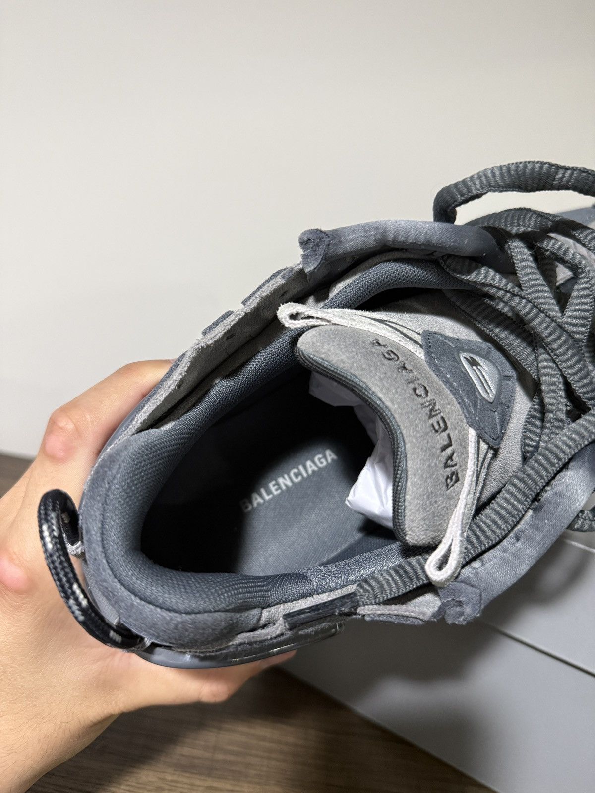 Balenciaga Nwt Balenciaga Runner Sneaker Grey Size US 10.5 / EU 43-44 - 9 Thumbnail