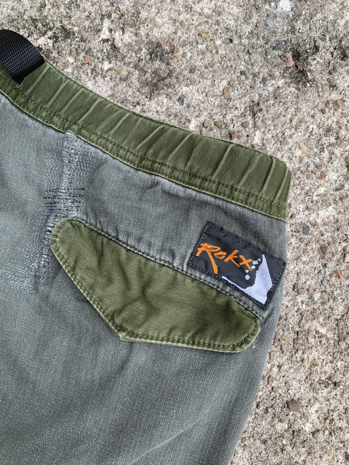 Sage De Cret 🔥Rare🔥 Rokx x Sage de cret collaboration cargo pants Size US 34 / EU 50 - 9 Thumbnail