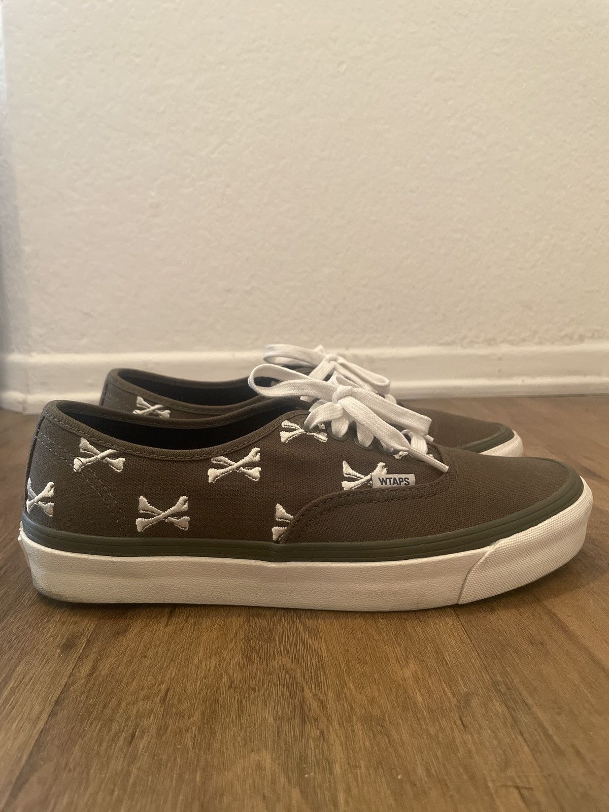 image of Vans x Wtaps Og Authentic Lx Wtaps Shoes in Olive, Men's (Size 8.5)