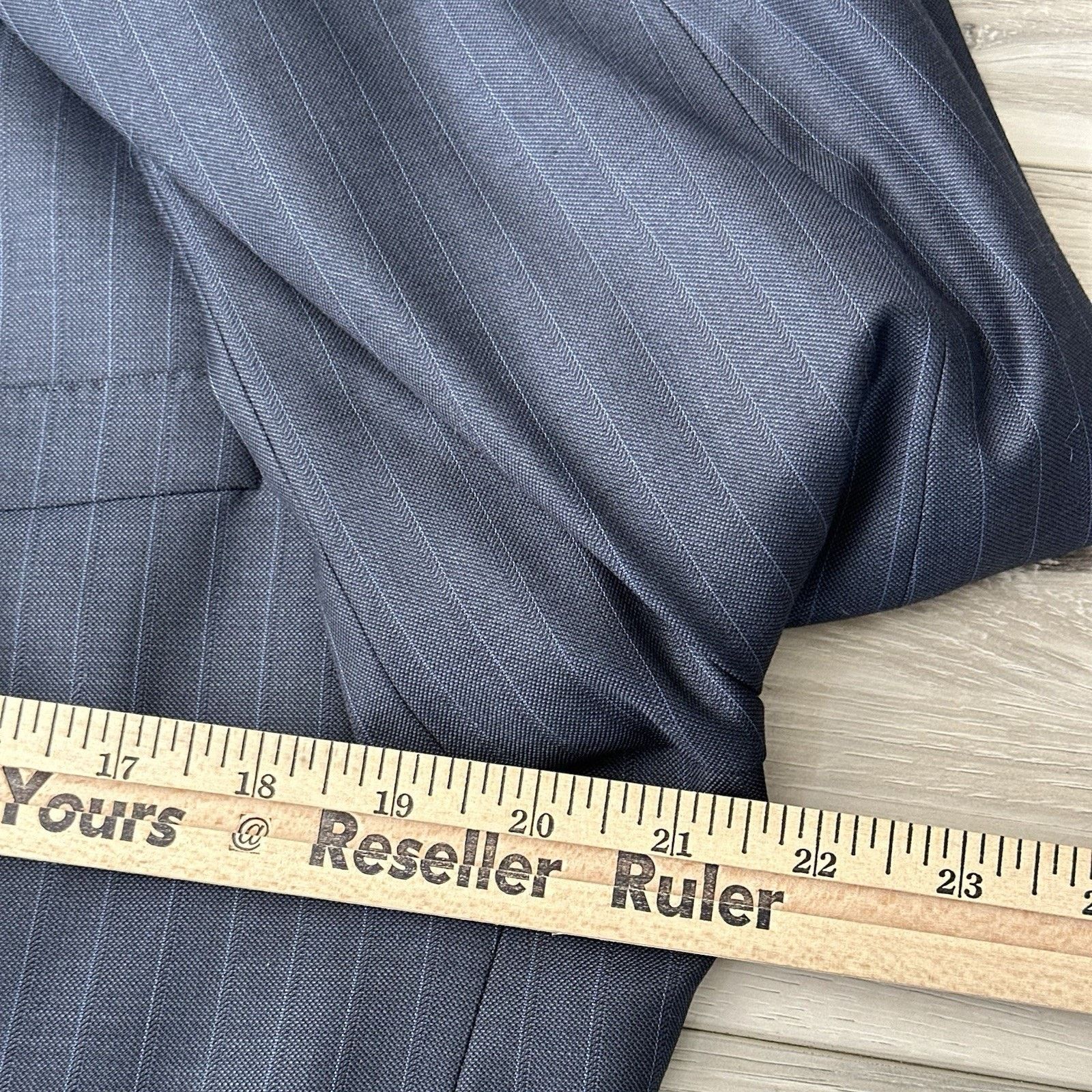 Daniel Cremieux Daniel Cremieux Loro Piana Super 130 Navy Pinstripe 42S Suit Size 42S - 14 Thumbnail