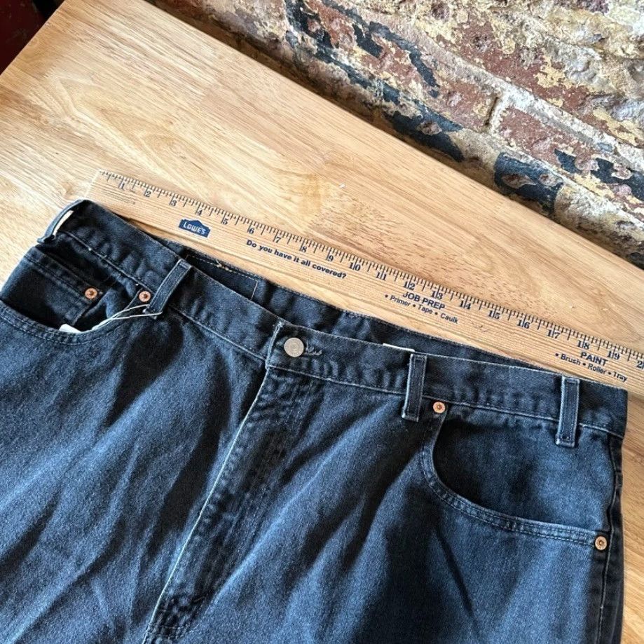 Levi's VINTAGE Levi's 560 Levi's Jeans 40x29.5 Black Tapered Leg 5-Pocket Denim Zip Mens Retro USA Logo Size US 40 / EU 56 - 7 Thumbnail
