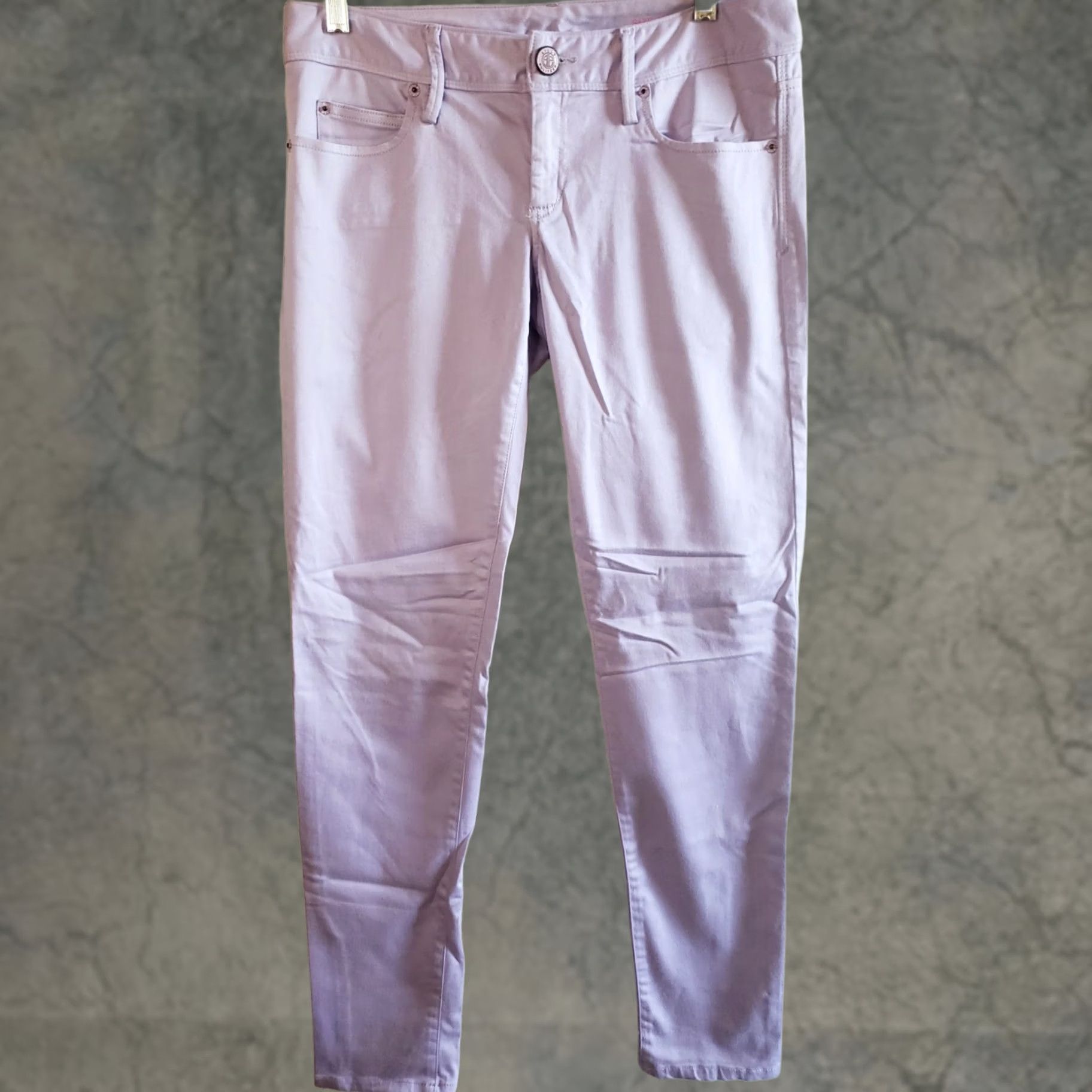 Lilly Pulitzer Lilly Pulitzer Worth Skinny Jean Lavender Pants Jeggings Satin Soft Feel 67093 Size 27" / US 4 / IT 40 - 1 Thumbnail