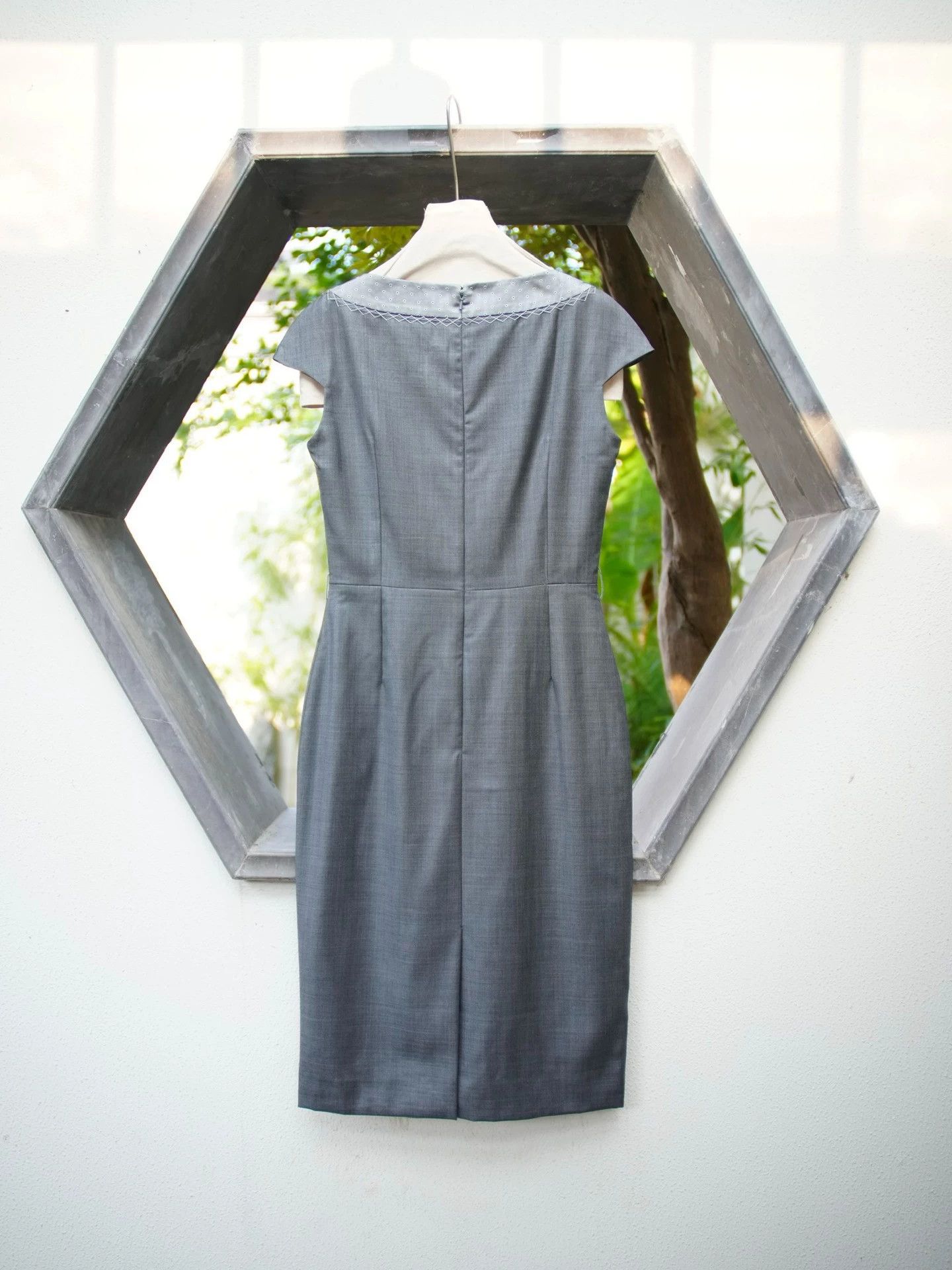 Dior Dior John Galliano Gray Wool Bodycon Dress fr38 Size S / US 4 / IT 40 - 4 Thumbnail