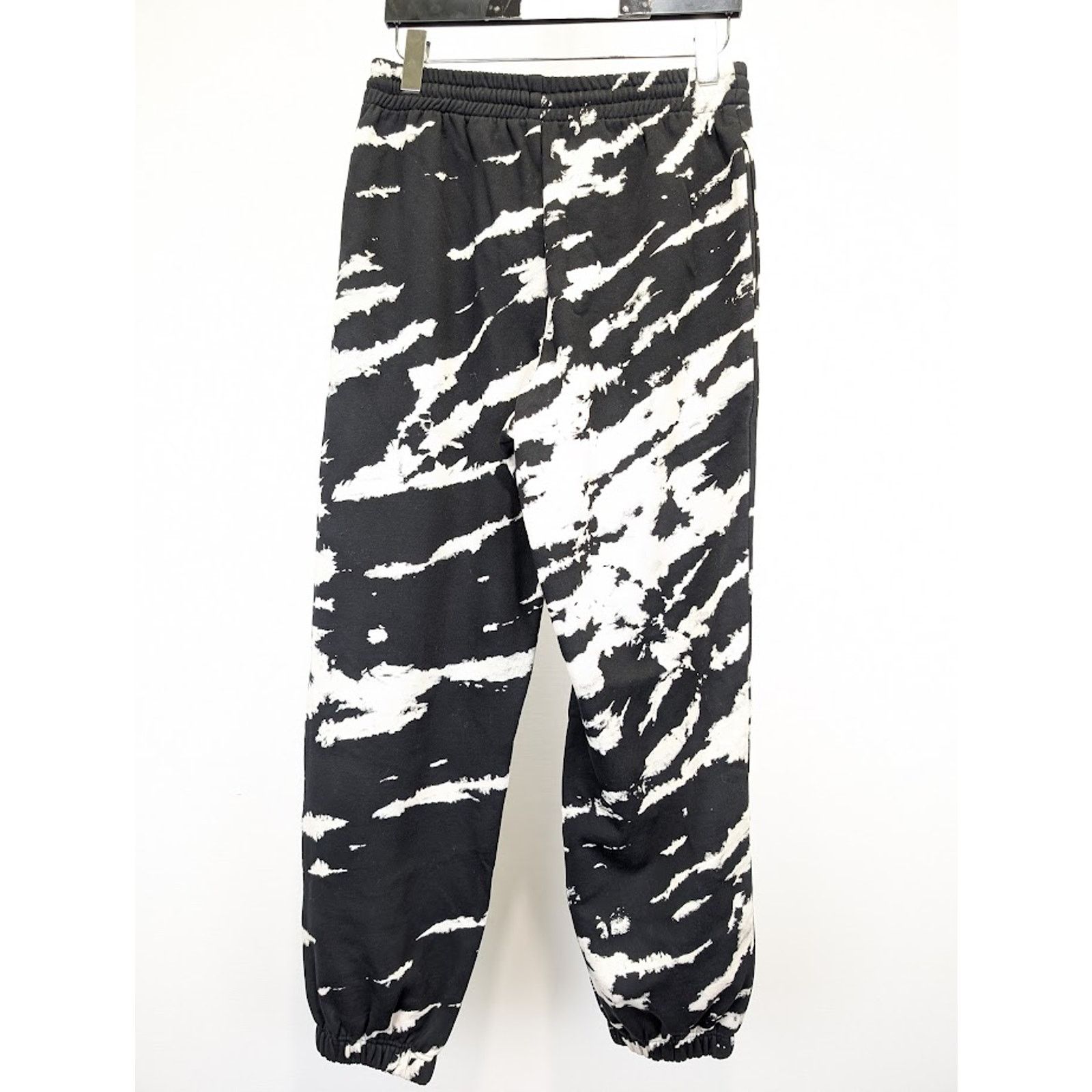 Celine o1rshd1 Jogging Tie Dye in Black / White Size US 34 / EU 50 - 9 Thumbnail