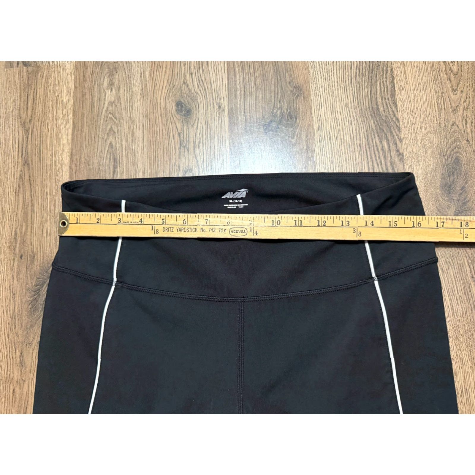 Avia AVIA Pants Women's XL Black Leggings Pull On Mid Rise Activewear Yoga Casual Ankle Modern 27 in Inseam Womens - Free Return Size 40" / US 18 - 7 Thumbnail