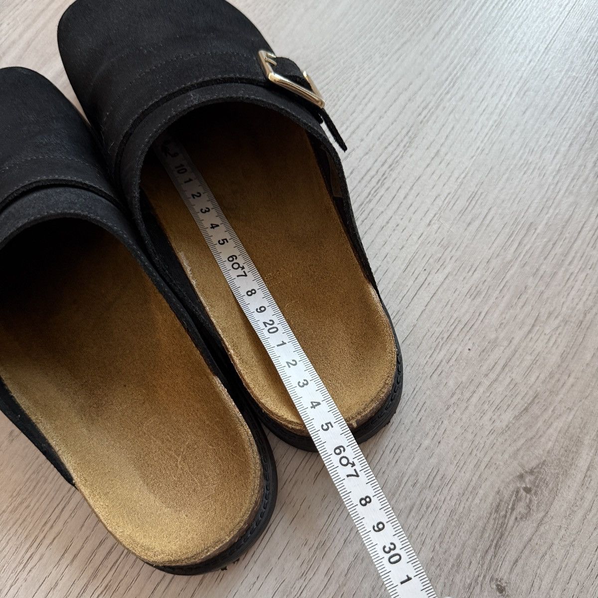 Other Schuh Black Suede Clogs Bostons Size US 7 / EU 40 - 7 Thumbnail