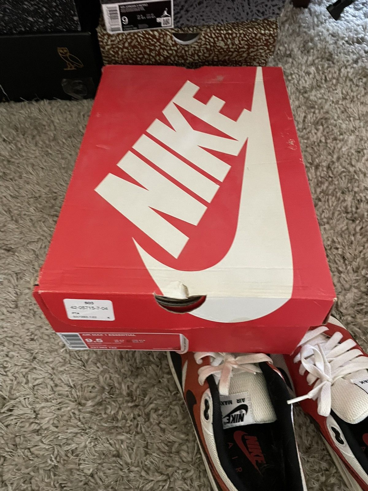 Nike Air Max 1 Essentials sz 9.5 Size US 9.5 / EU 42-43 - 13 Thumbnail