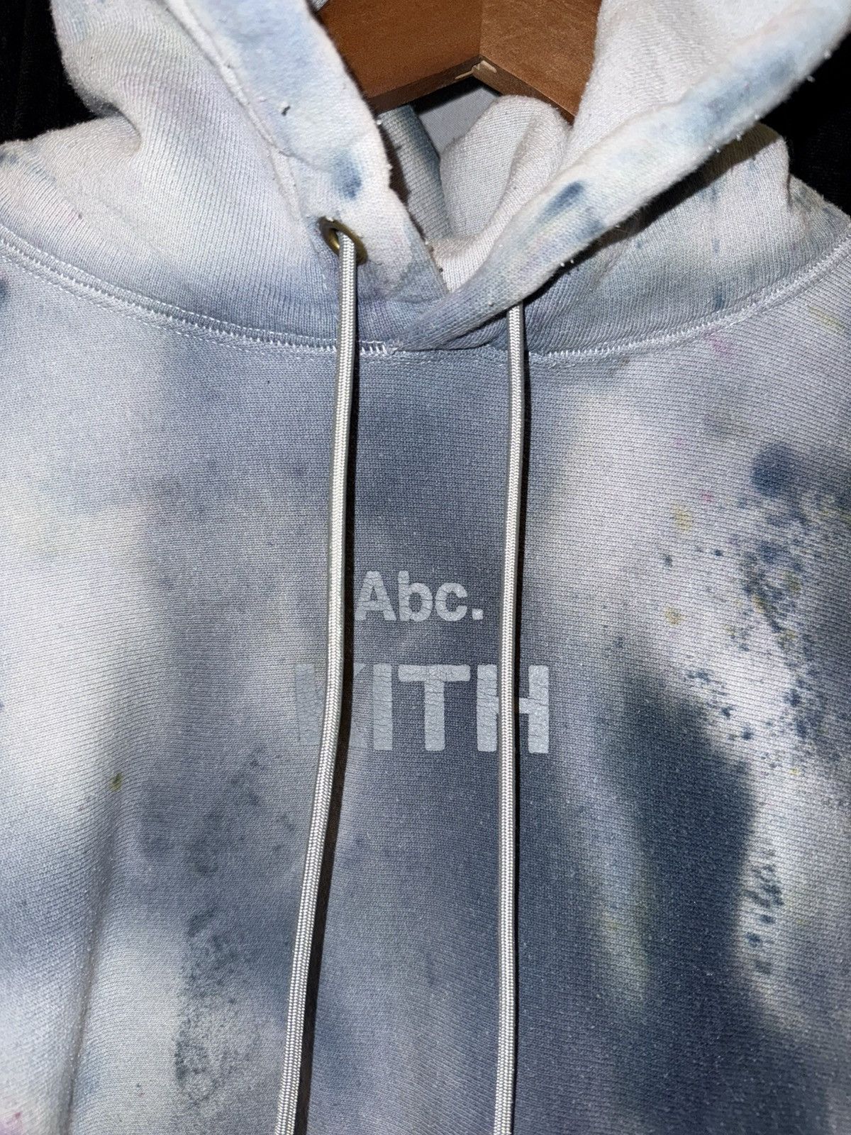 Advisory Board Crystals × Kith Kith X Advisory Board Crystals Holograph Tie-Dye Hoodie Size US M / EU 48-50 / 2 - 4 Thumbnail
