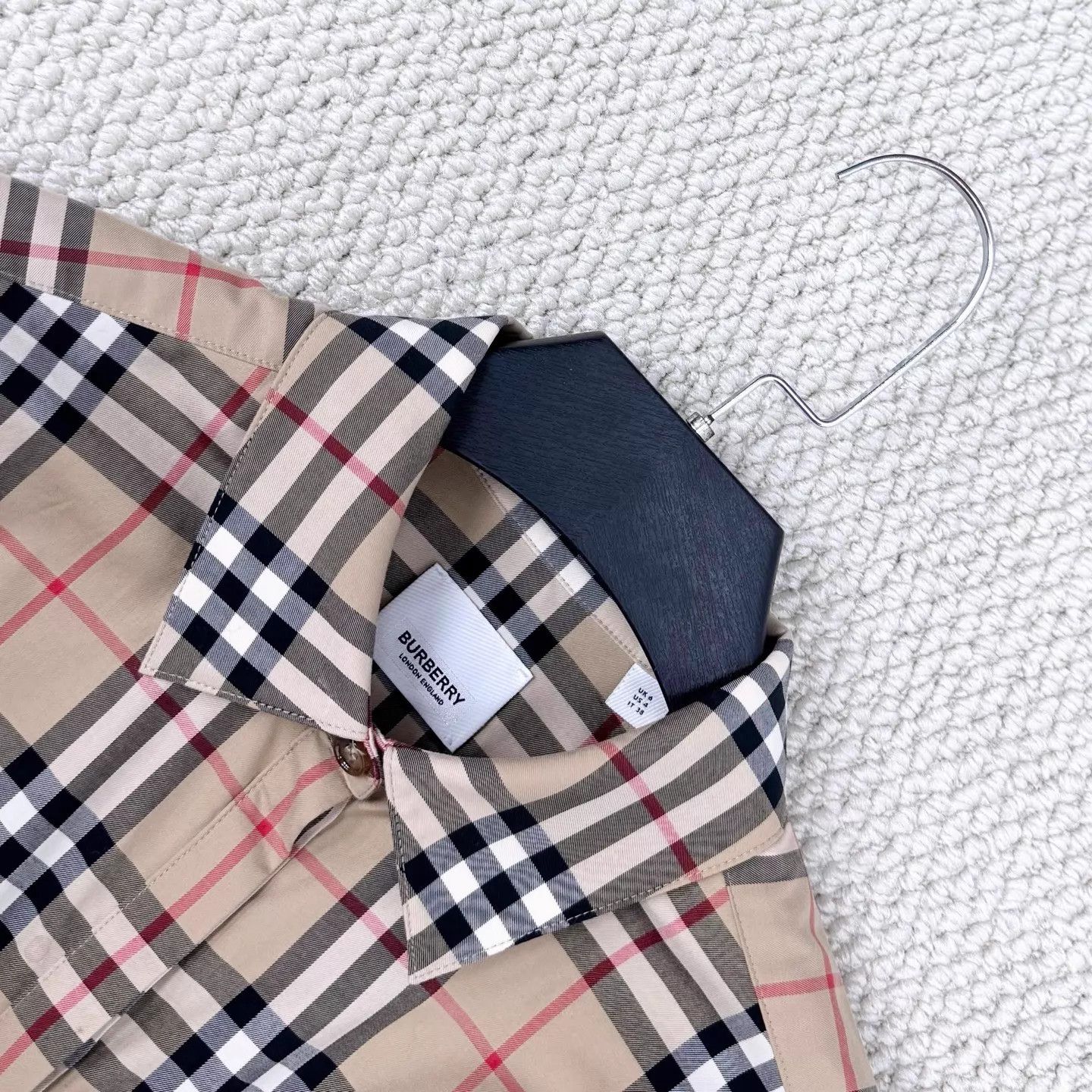 Burberry Burberry Khaki Red Stripe Diagonal Check Shacket UK6 99N Size XS / US 0-2 / IT 36-38 - 3 Thumbnail