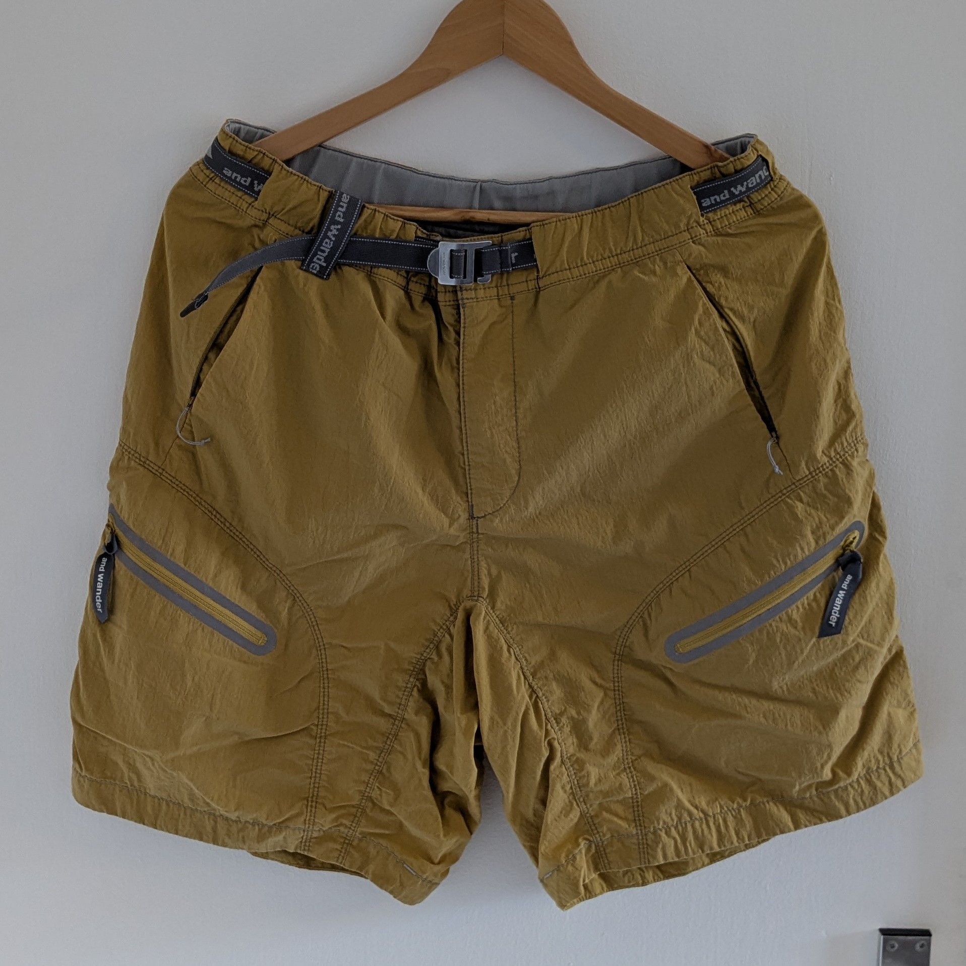 And Wander And Wander Yellow Light Hike Shorts Size US 32 / EU 48 - 3 Thumbnail
