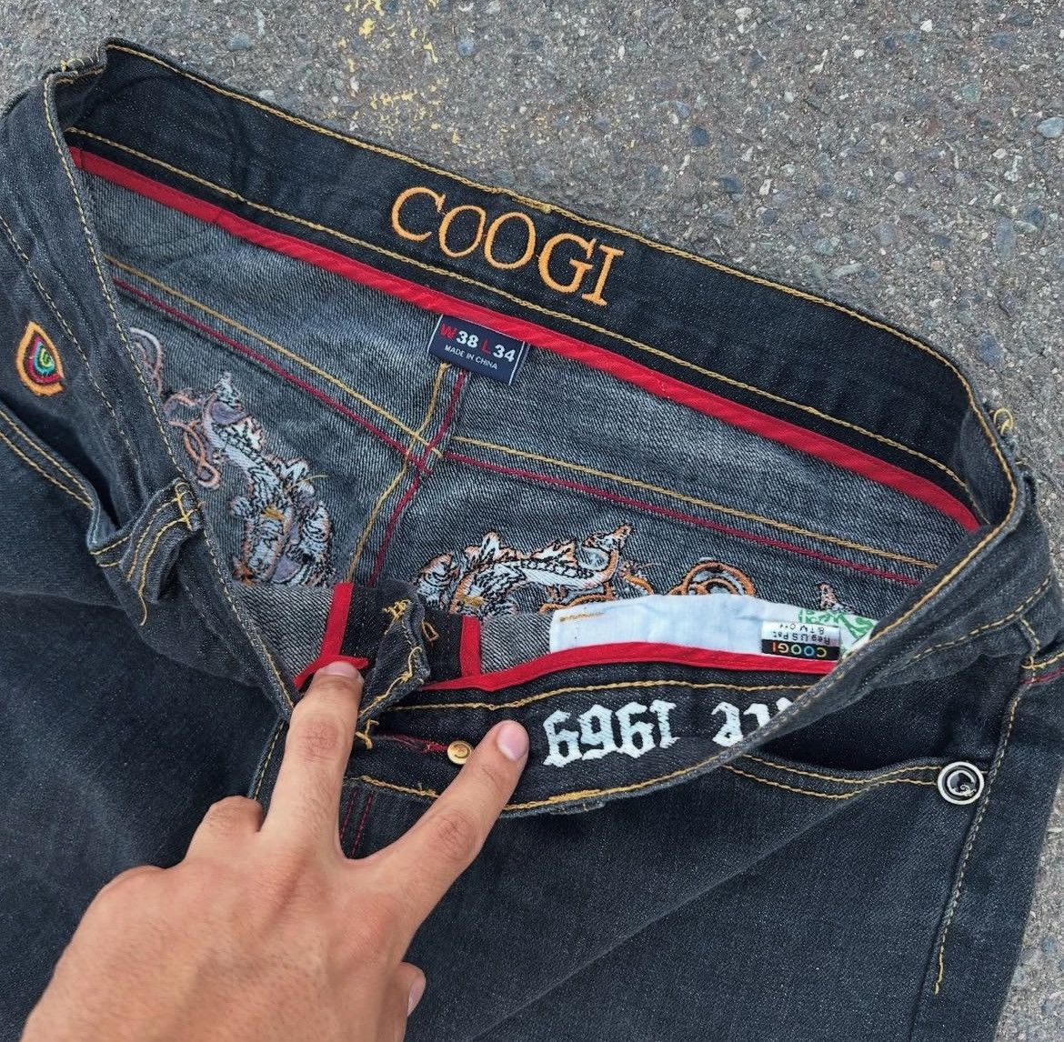 Coogi × Vintage Coogi Royale Jeans 💎 – Rare Collector’s Piece Size US 38 / EU 54 - 6 Thumbnail