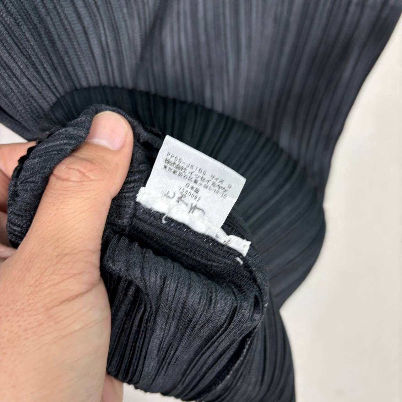 Pleats Please Issey Miyake PLEATS PLEASE ISSEY MIYAKE Black Plisse Mock Neck Top 3 Size US M / EU 48-50 / 2 - 8 Thumbnail