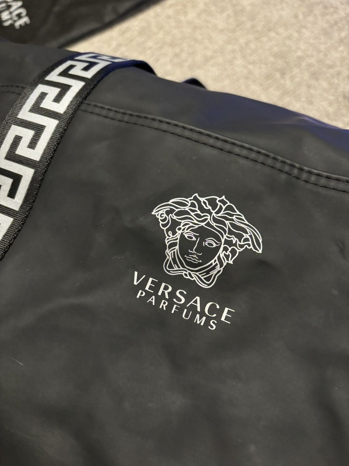 Versace Versace Duffel Bag Gym Weekender Traveler Bag Luggage Size ONE SIZE - 3 Thumbnail