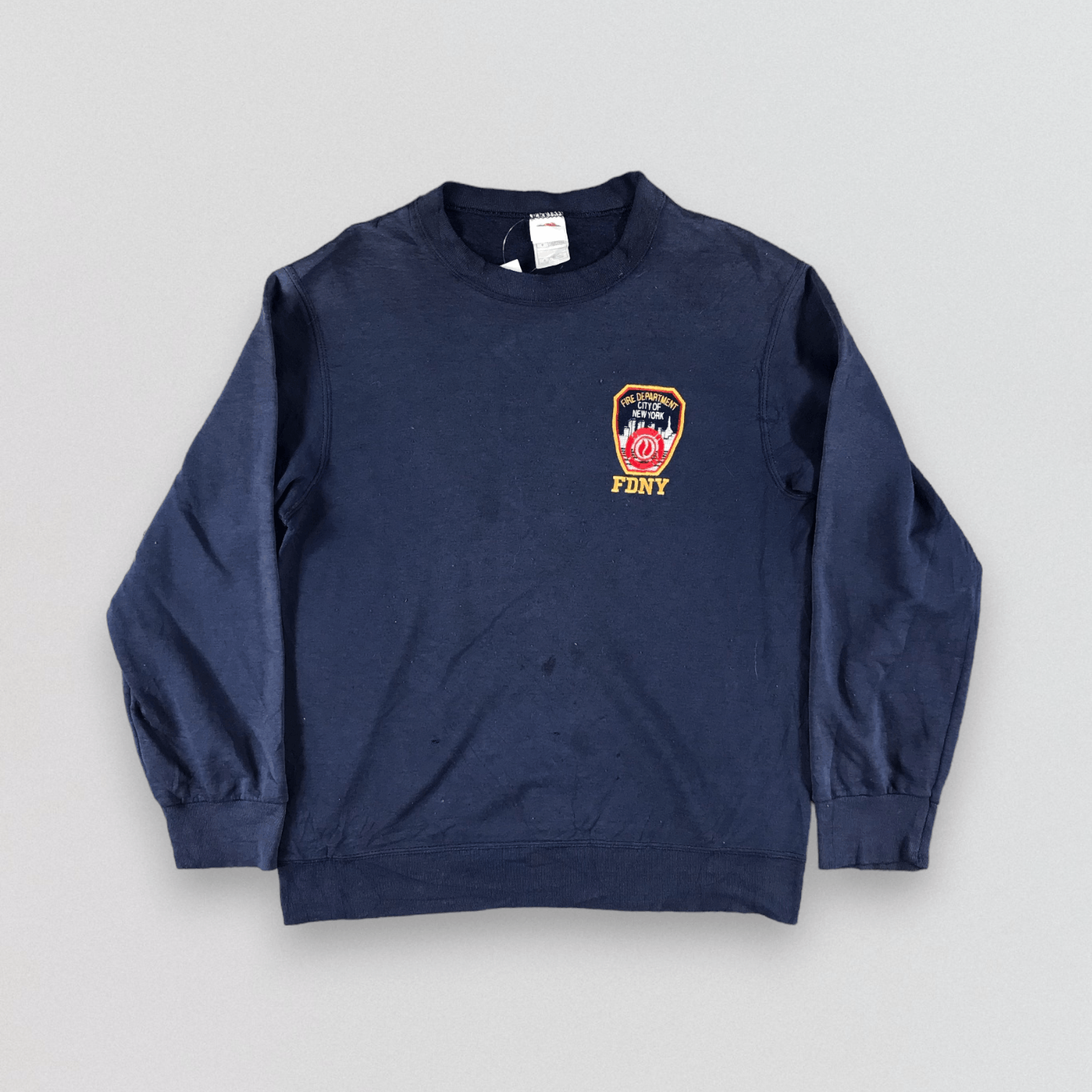 Vintage Vintage FDNY Faded Blue Sweatshirt F160 Size US S / EU 44-46 / 1 - 1 Thumbnail