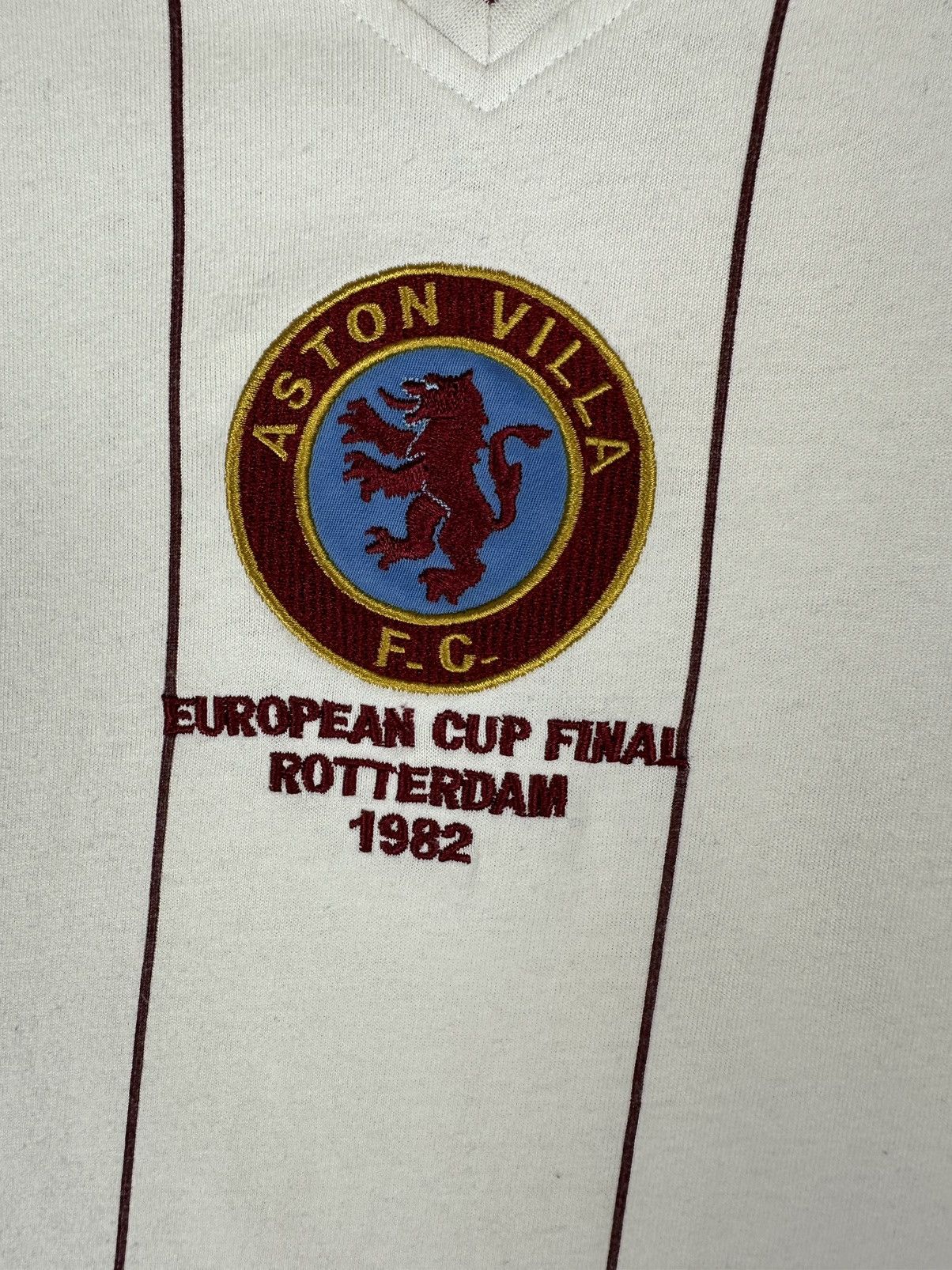 Other Score Draw Aston Villa FC 1982 Retro Cotton T-Shirt Jersey Size US L / EU 52-54 / 3 - 2 Thumbnail