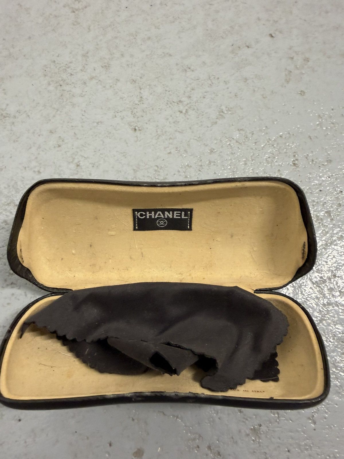 Chanel Vintage Chanel Sunglasses With Case Size ONE SIZE - 12 Thumbnail