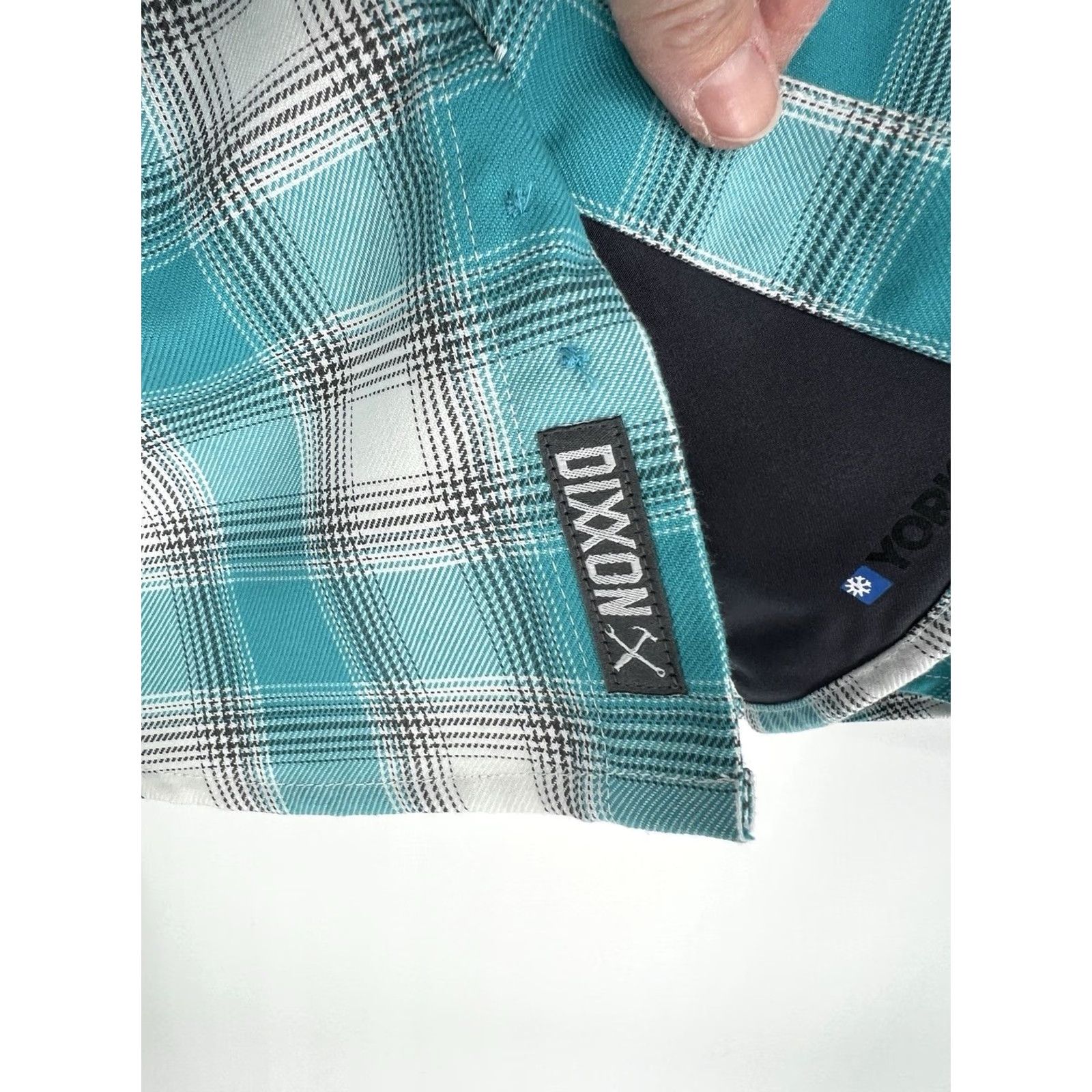 Vintage Dixxon Flannel Company YORK Blue White Gray D-Tech Button-Up Shirt M Mens Long Sleeve Plaid Hang Dry Only Size US M / EU 48-50 / 2 - 3 Thumbnail
