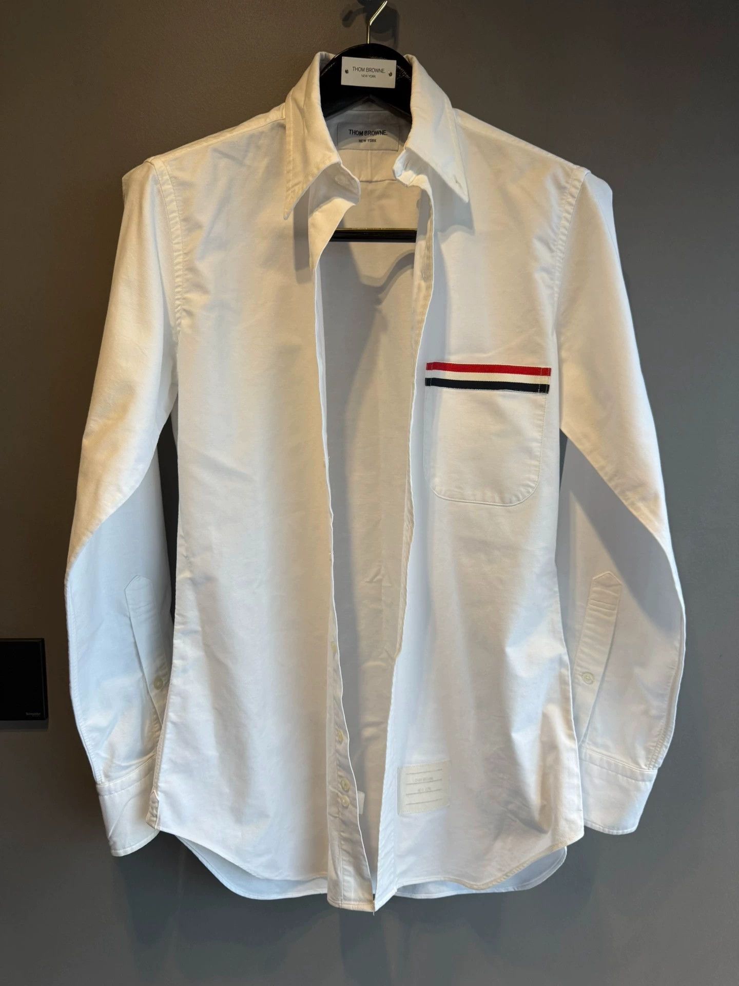 Thom Browne Thom Browne Rare Tricolor Strap Pocket Shirt White Size2 Size US M / EU 48-50 / 2 - 1 Thumbnail