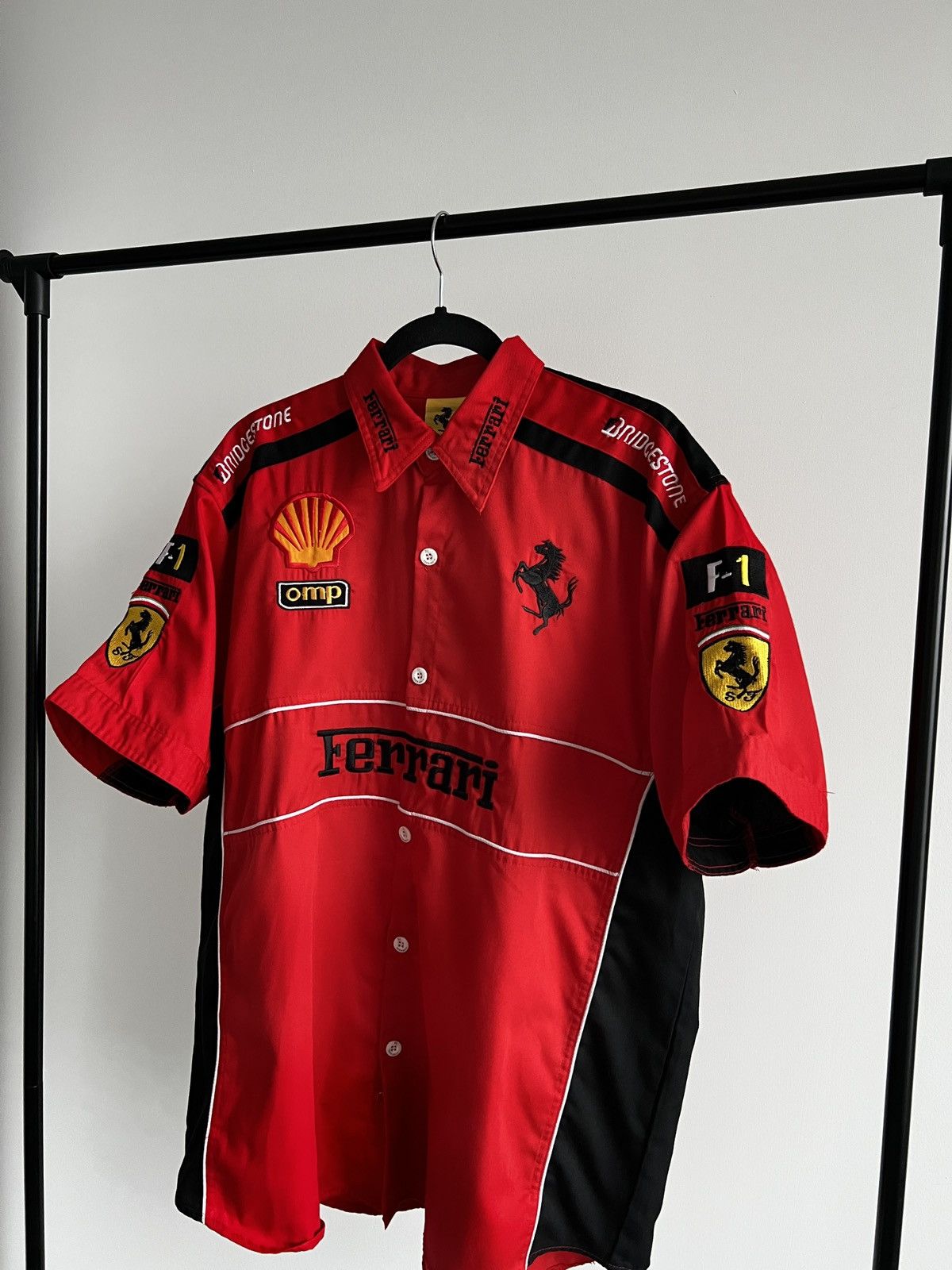Ferrari Vintage Ferrari 1996 Scuderia F1 Racing Retro Button Shirt Size US XL / EU 56 / 4 - 3 Thumbnail