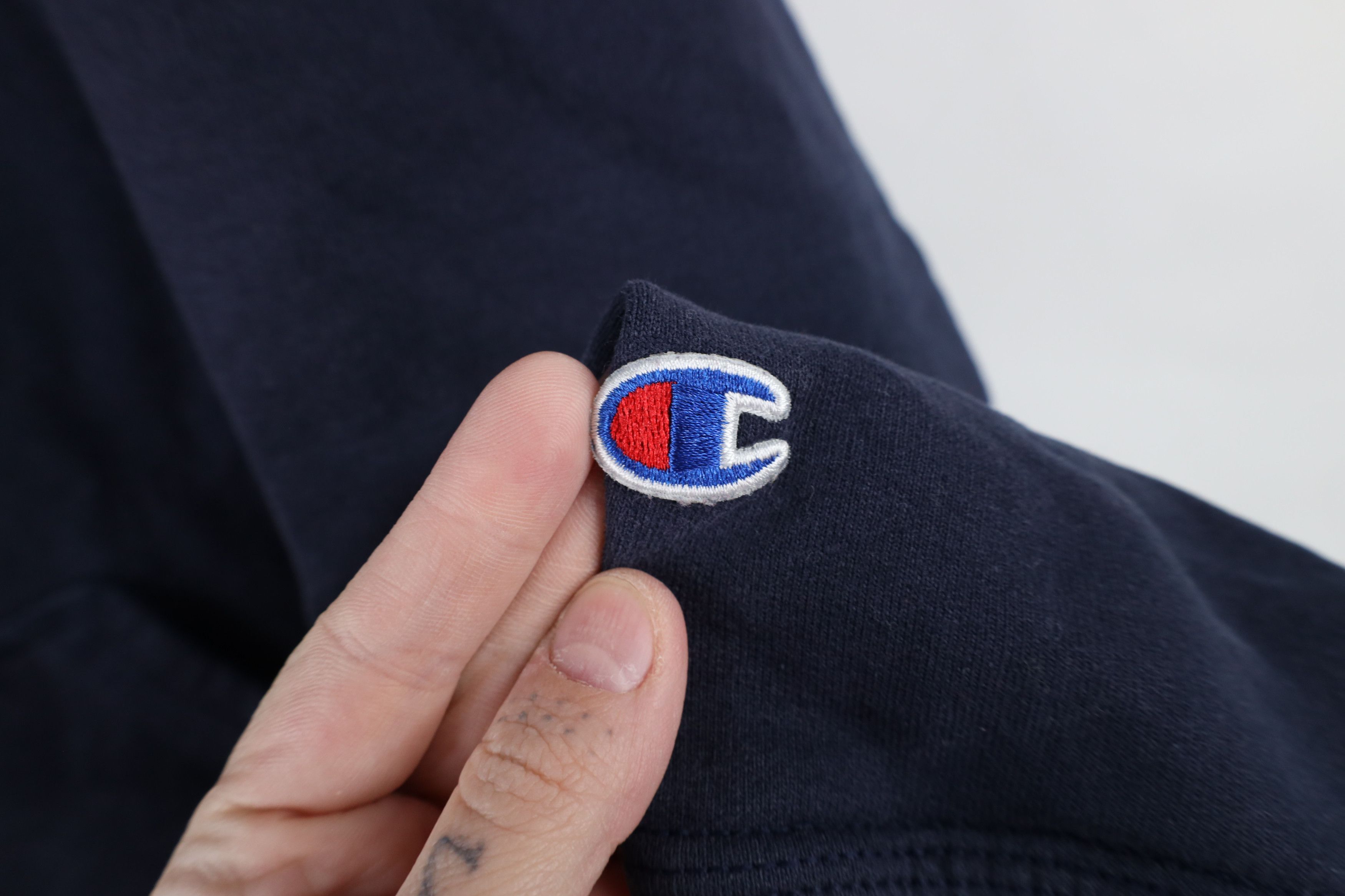 Champion × Vintage Vintage Champion Classic Logo Hoodie Sweatshirt Navy Blue Size US M / EU 48-50 / 2 - 7 Thumbnail
