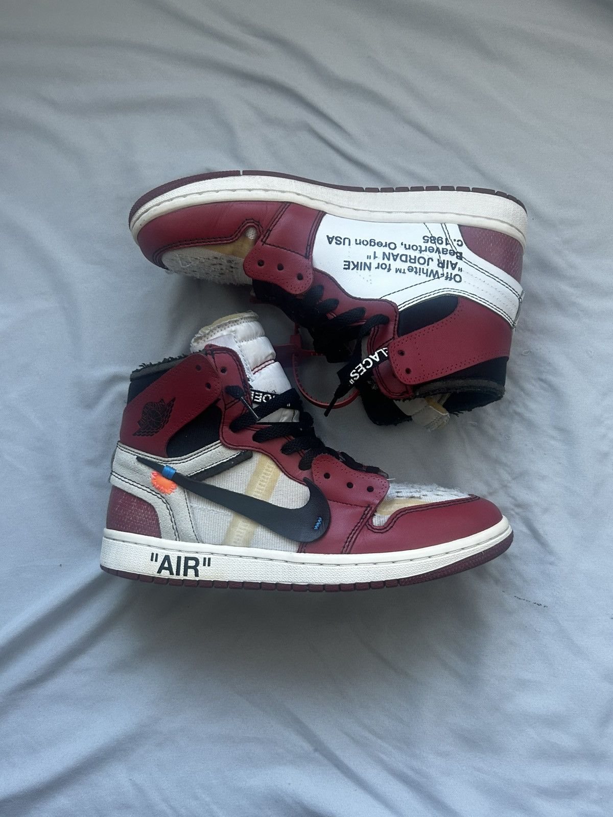 Nike × Off-White Off White Jordan 1 Chicago Size US 7.5 / EU 40-41 - 2 Thumbnail