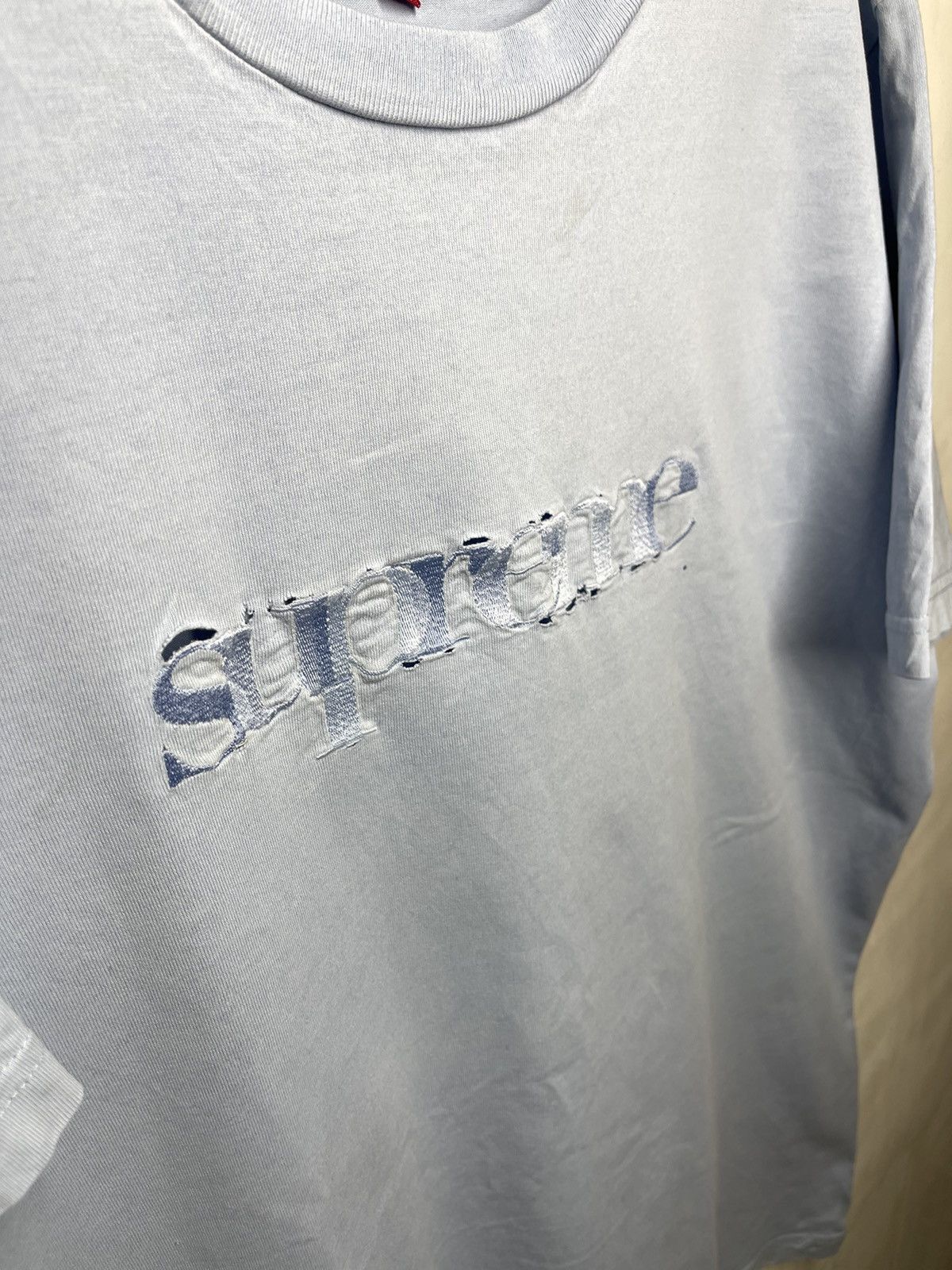 Supreme Supreme t-shirt embroidered logo faded Size US XL / EU 56 / 4 - 3 Thumbnail