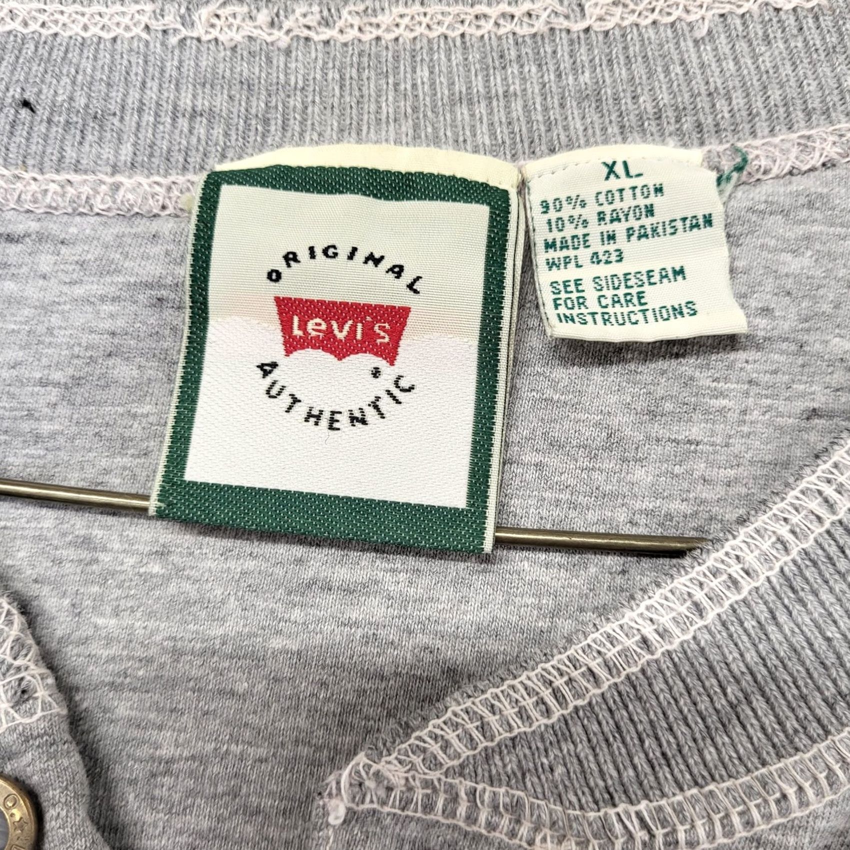 Levi's Levi’s Thermal Button-Up Shirt Men XL Light Grey Cotton/Polyester Regular Long Sleeve Winter Casual Workwear Size US XL / EU 56 / 4 - 6 Thumbnail