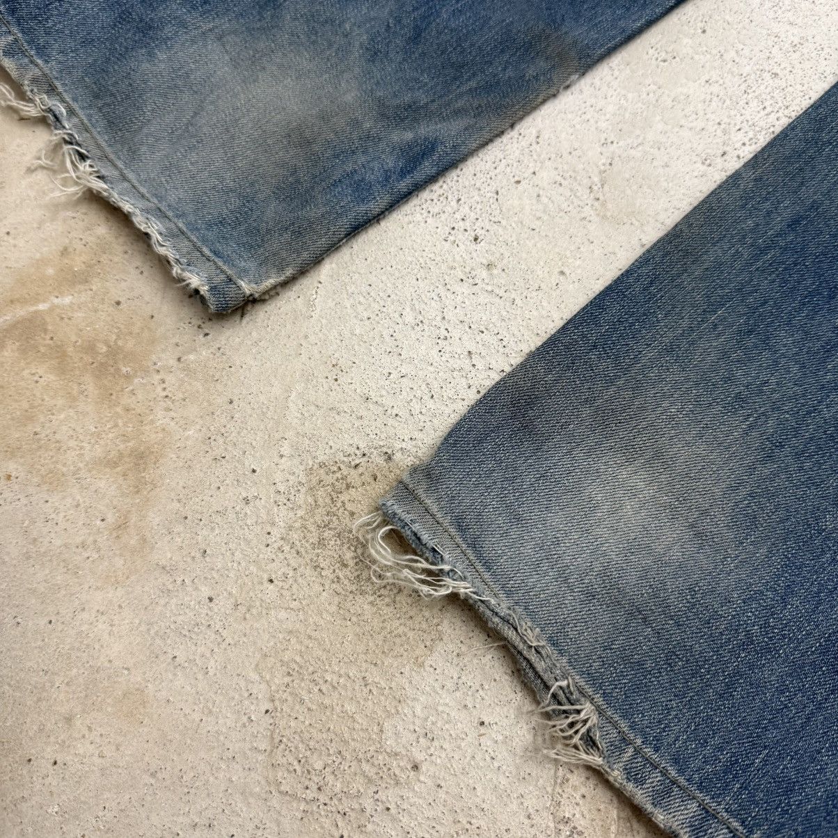 Japanese Brand Japanese Muddy Distressed Whisker Low Rise Denim Pants Size US 29 - 13 Thumbnail