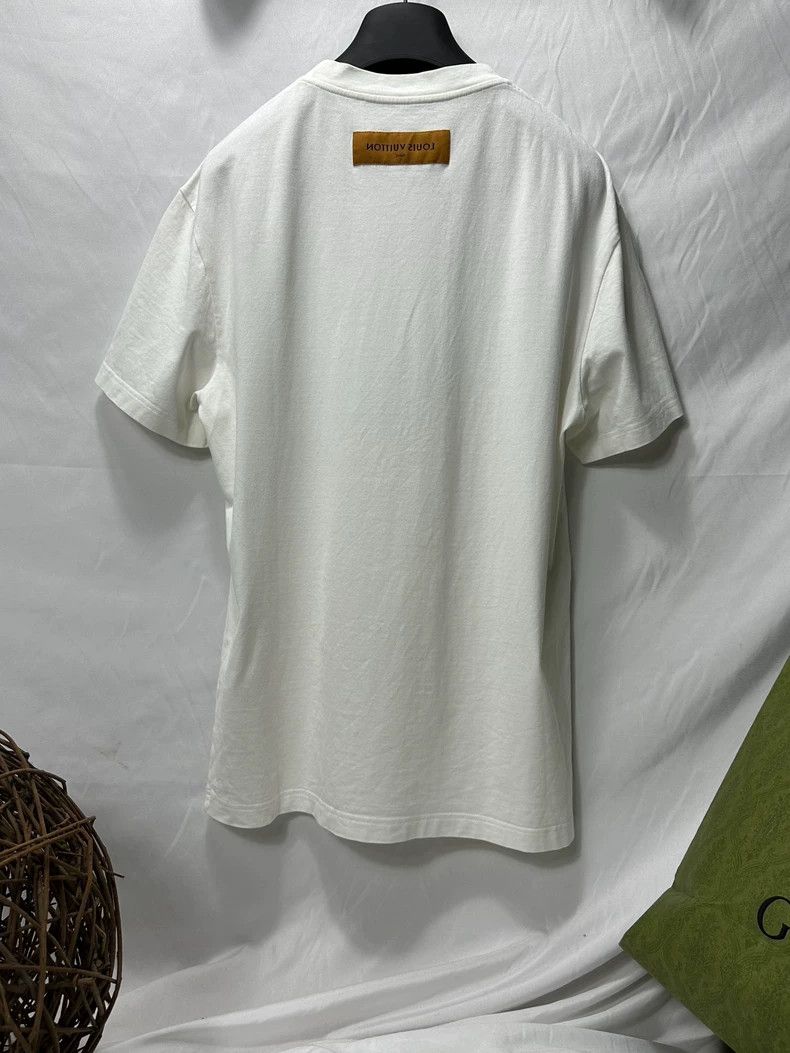 Louis Vuitton Louis Vuitton Chest House Print Short Sleeve T-Shirt 2503-N Size US M / EU 48-50 / 2 - 2 Thumbnail