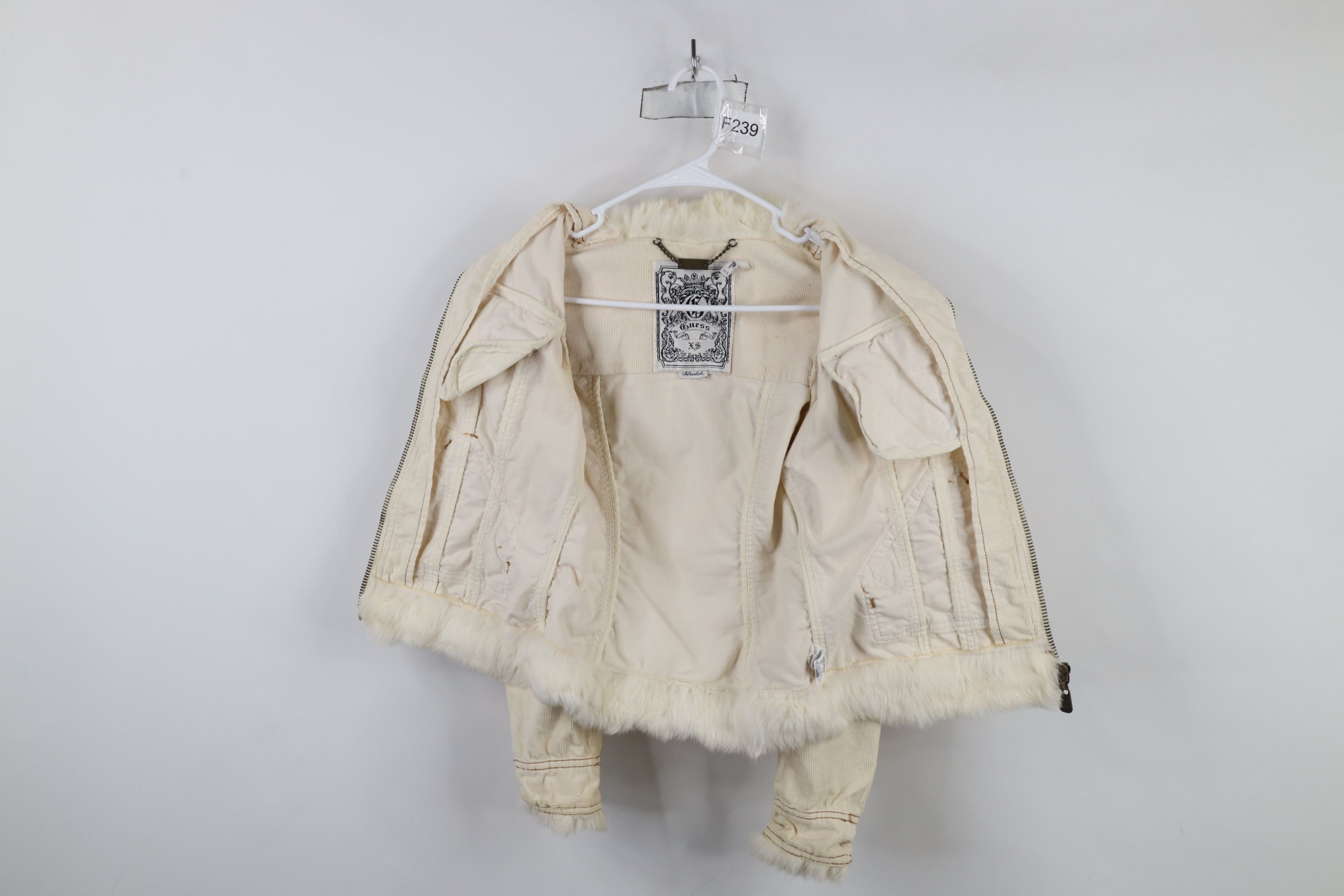 Guess × Vintage Vintage 90s Y2K Guess Fur Trim Corduroy Trucker Jacket Cream Size XS / US 0-2 / IT 36-38 - 10 Thumbnail