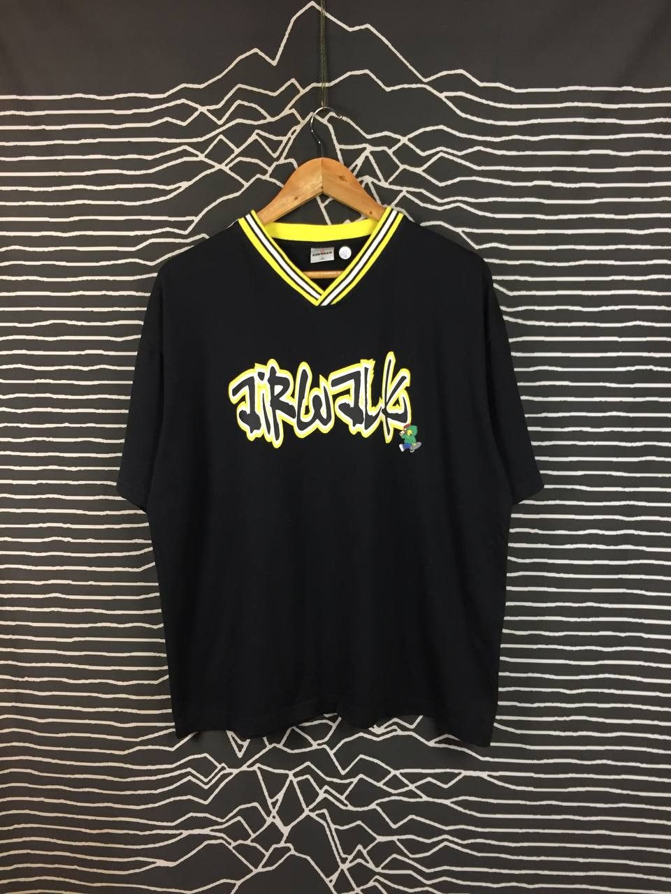 Airwalk Vtg Airwalk Skateboards Daily Dose of Freedom V-Neck Tee Size US XL / EU 56 / 4 - 2 Thumbnail