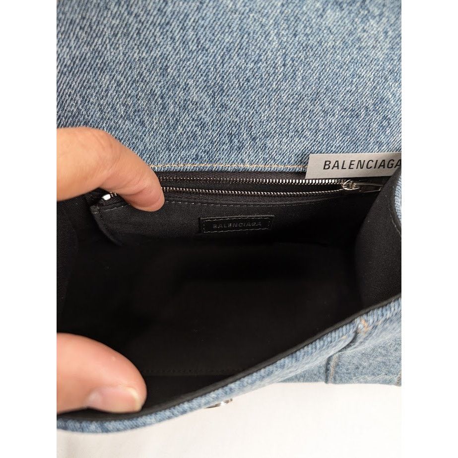 Balenciaga o1rshd1 Size:OS / All Over Denim Hourglass Top Hand Bag Blue Size ONE SIZE - 13 Thumbnail
