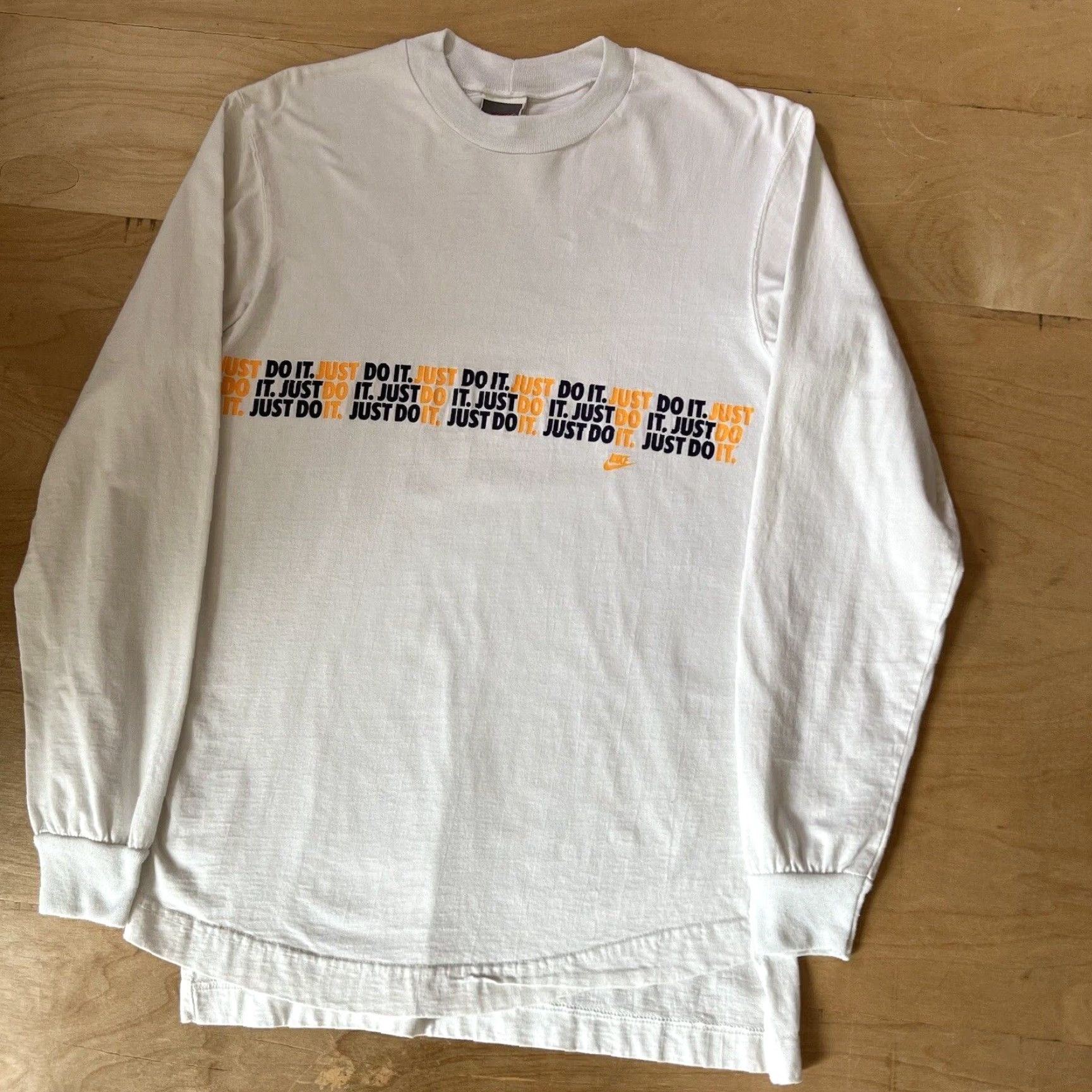 Nike VINTAGE Nike Just Do It Shirt Small White 90s Long Sleeve Made in USA Oregon Mens S White Nike Shirt 90s Size US S / EU 44-46 / 1 - 8 Thumbnail