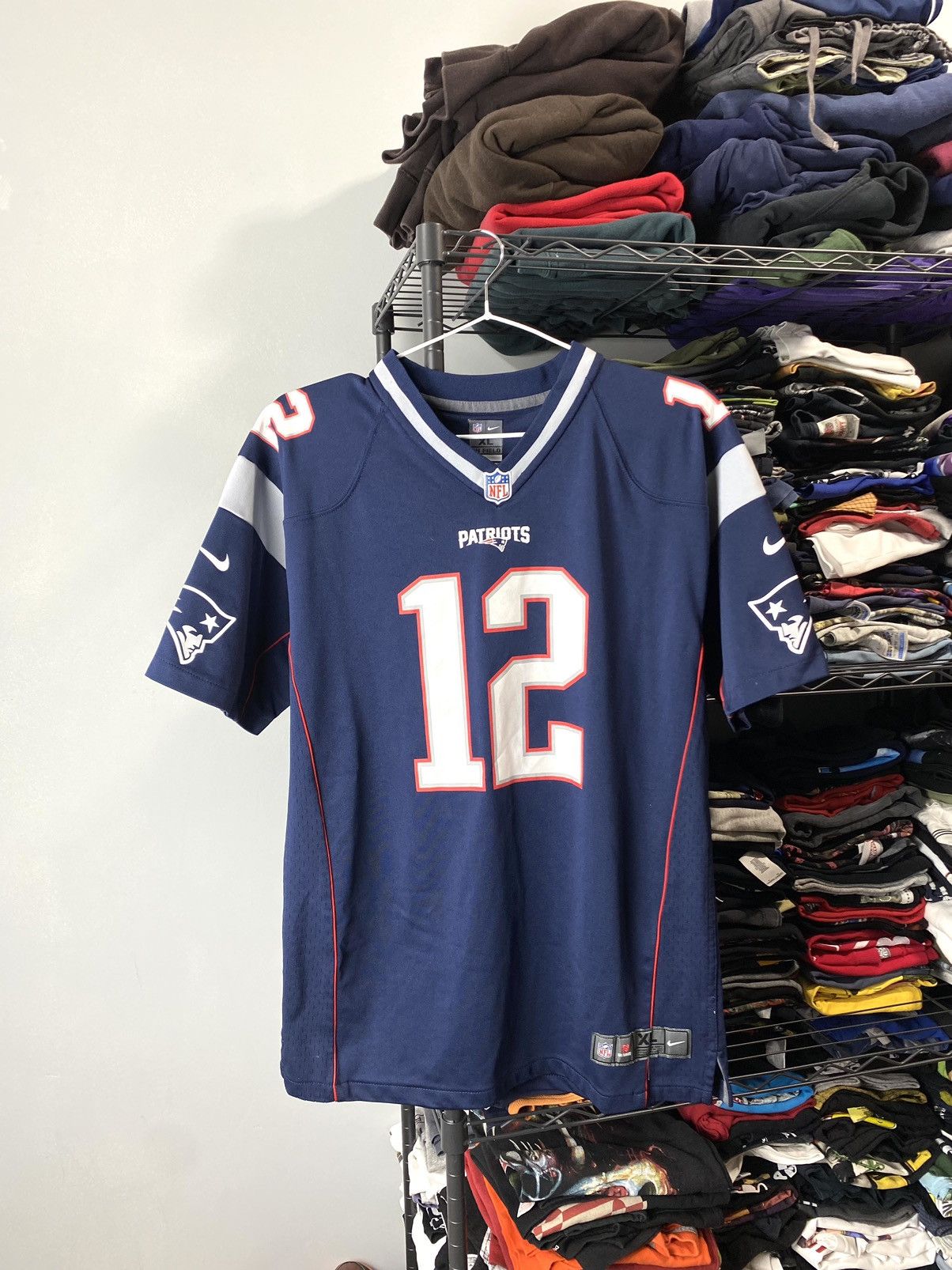 NFL Vintage Nike tee NFL Patriots 12 Brady Jersey T Shirt Size US L / EU 52-54 / 3 - 1 Thumbnail