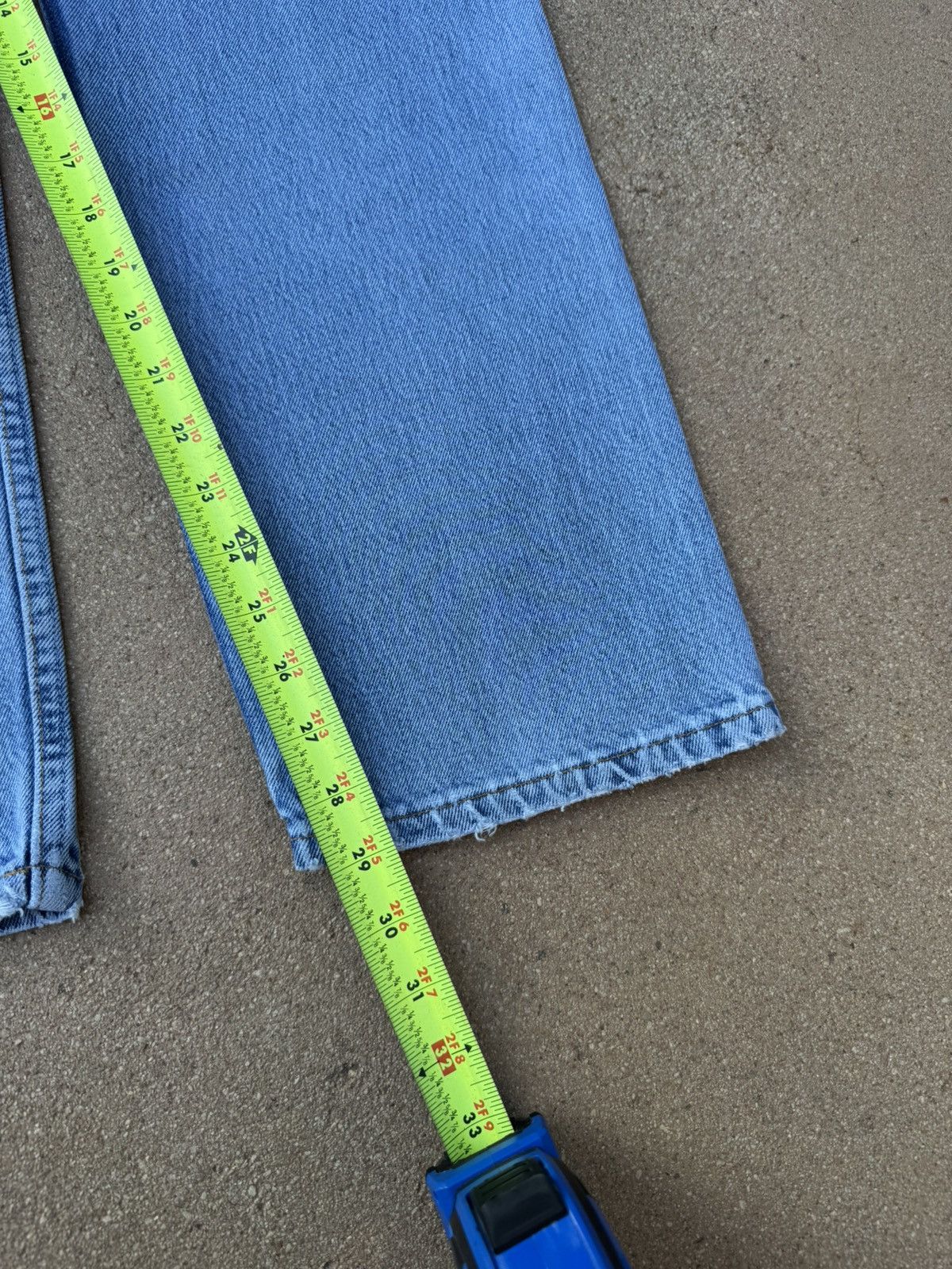 Levi's Vintage 90s Levi’s 501xx Buttonfly Straight Leg Jeans 33x29 Size US 33 - 10 Thumbnail