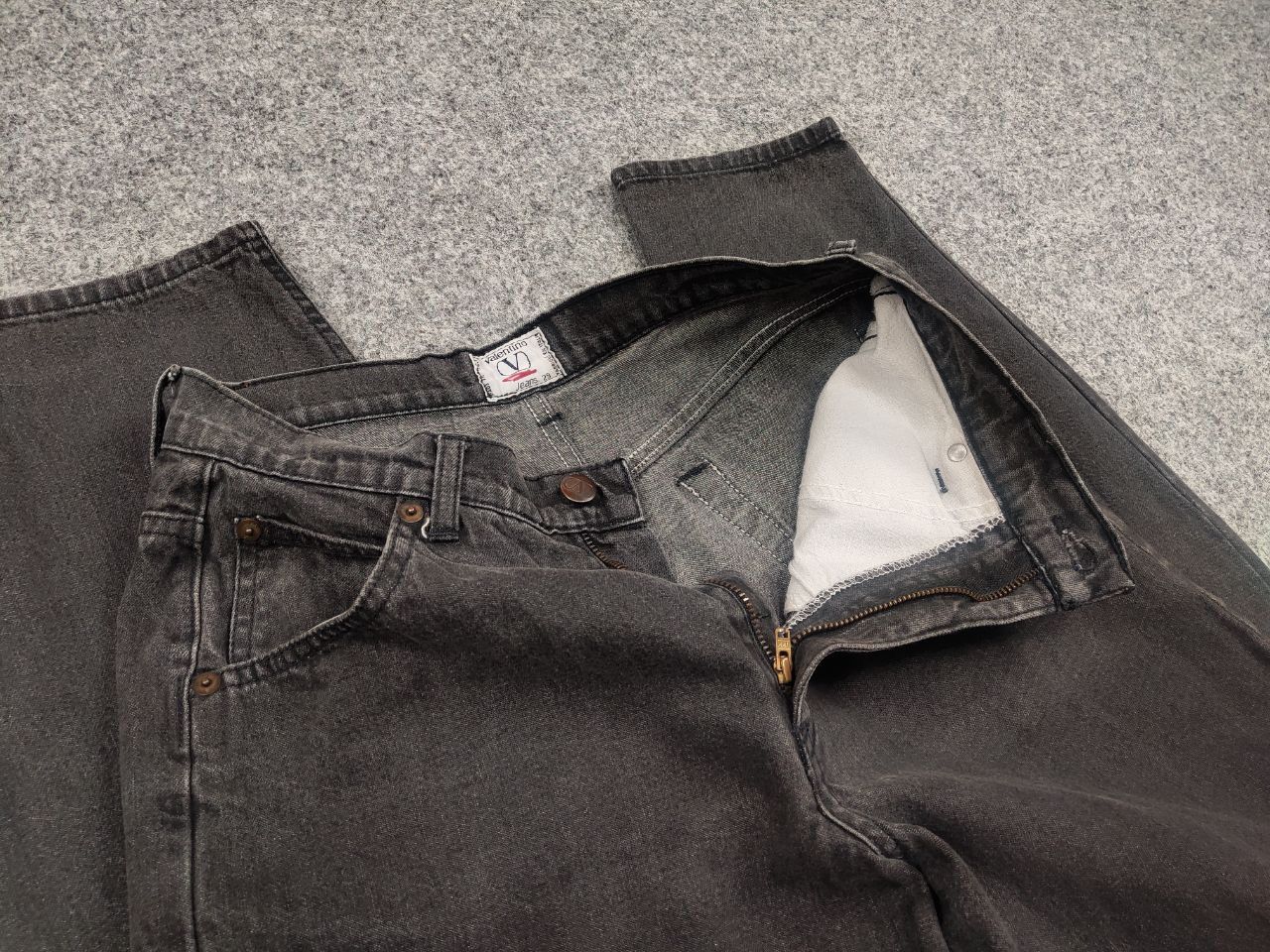 Valentino Vintage 80's Valentino Authentic Mom Dark Gray denim Jeans Size 29" - 10 Thumbnail