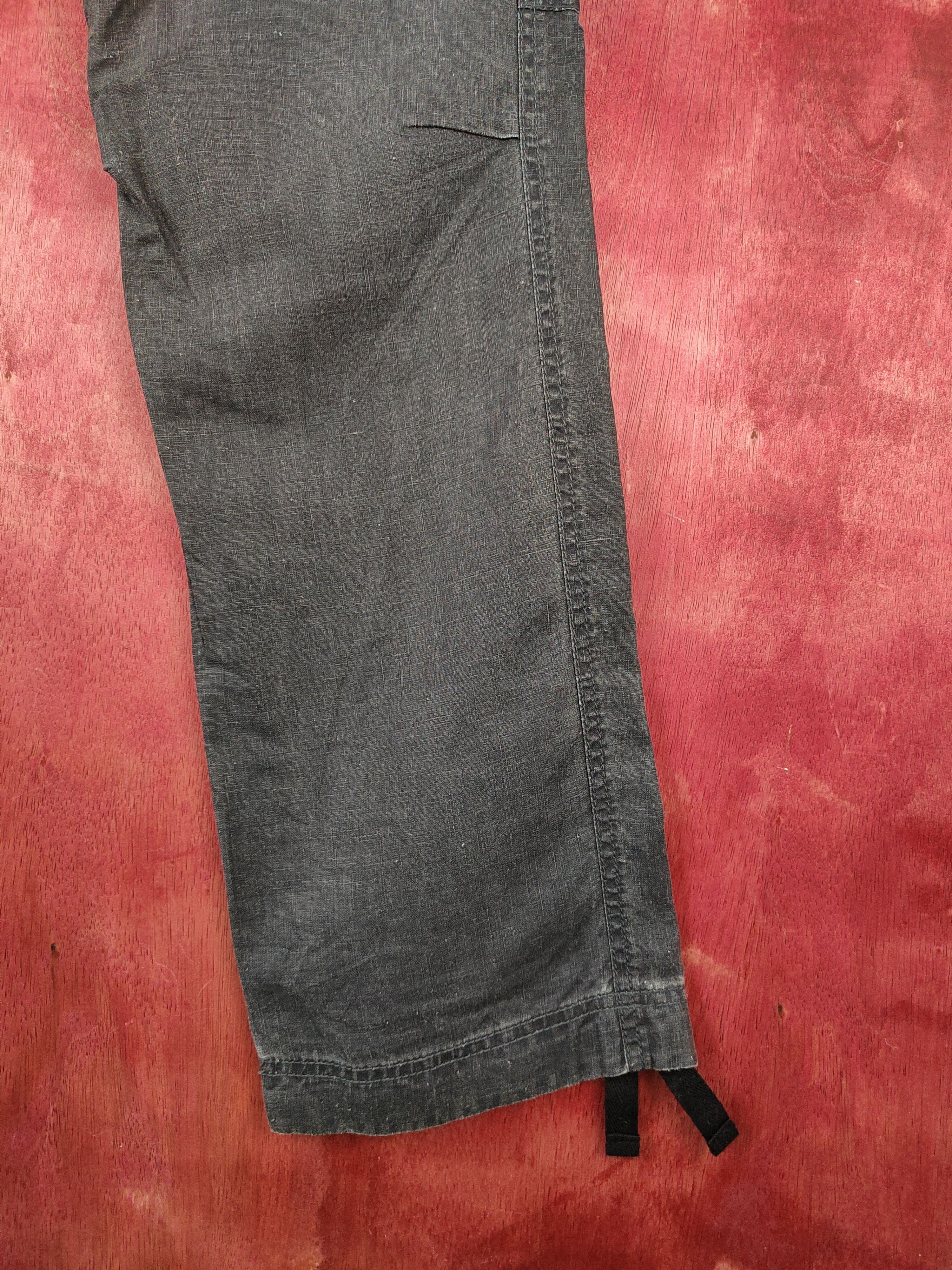 Japanese Brand Uniqlo Black Multipocket Tactical Cargo Pants #S1282 Size US 31 - 6 Thumbnail