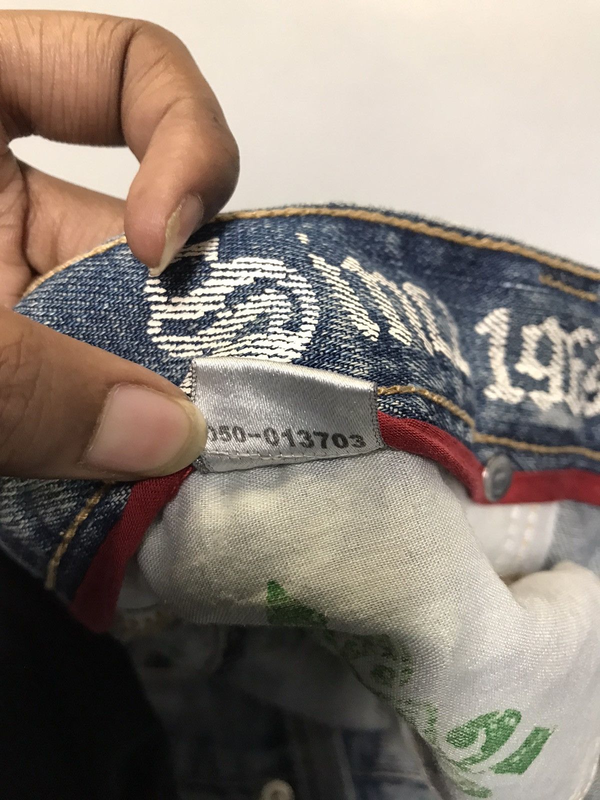 Coogi Vintage Coogi embroidered denim jort Size US 42 / EU 58 - 9 Thumbnail
